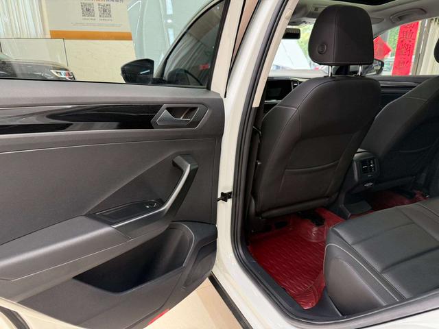 Volkswagen T-Roc 2022 thumb 7