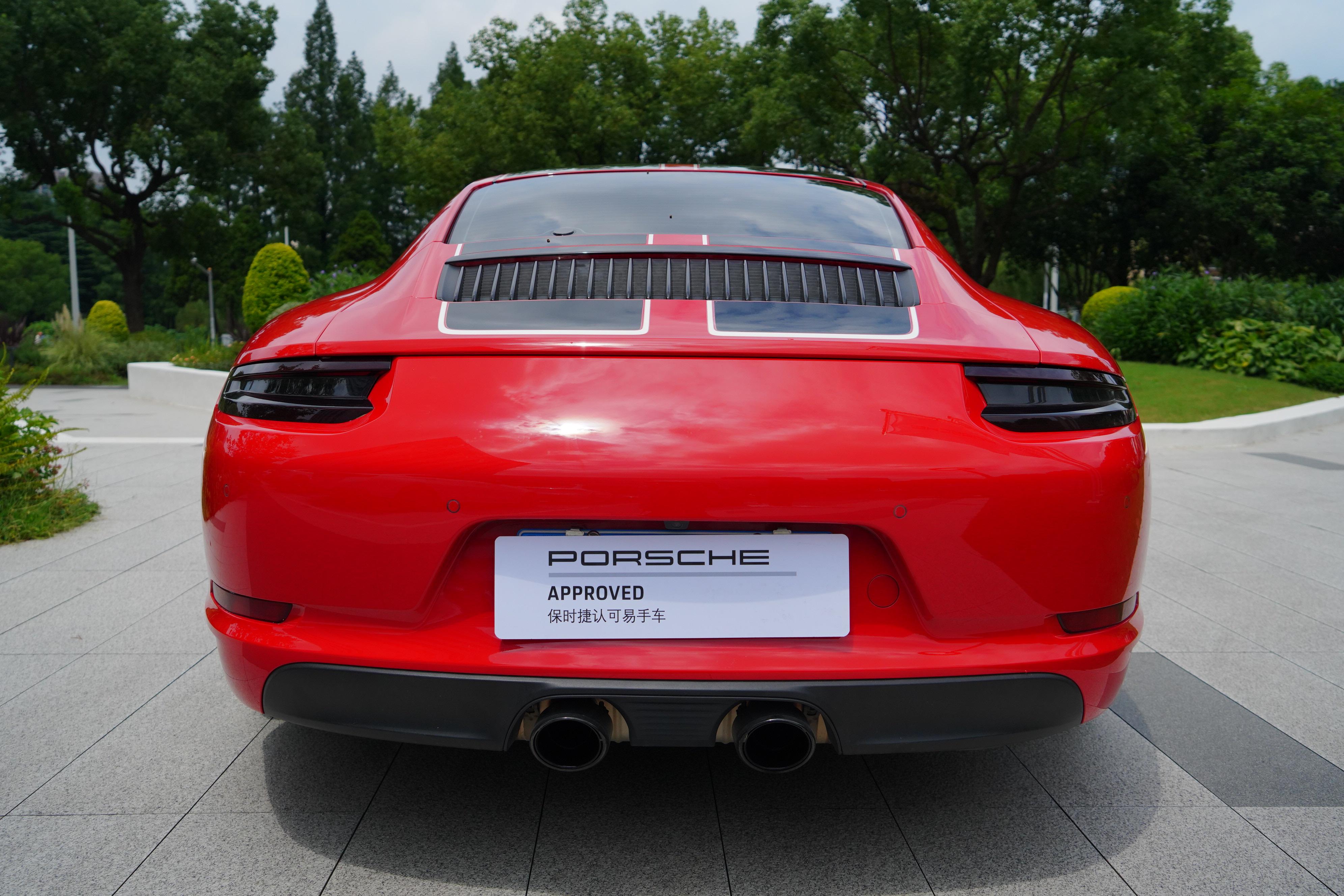 Porsche 911 2018 thumb 4