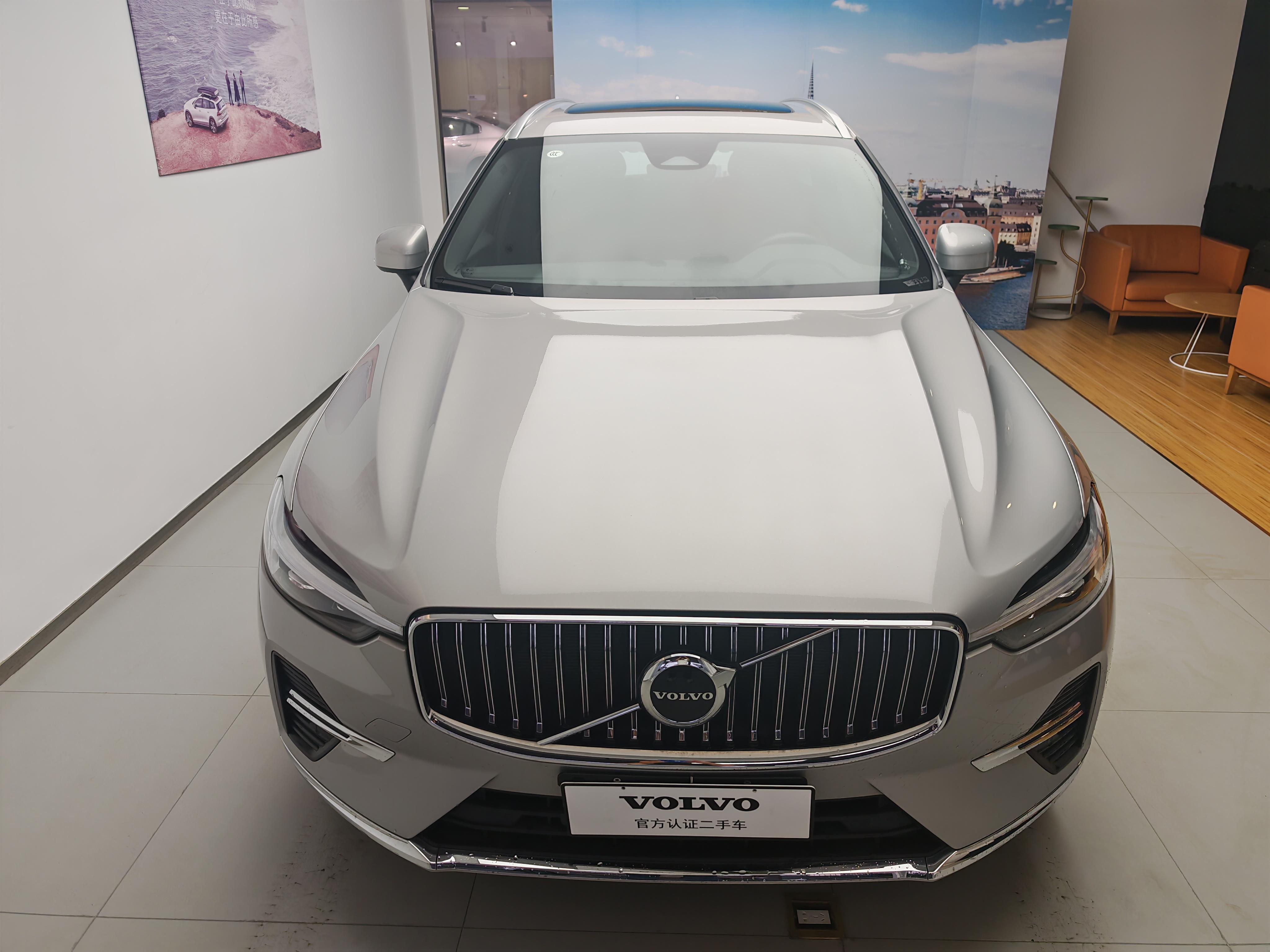 Volvo XC60 2025 thumb 7