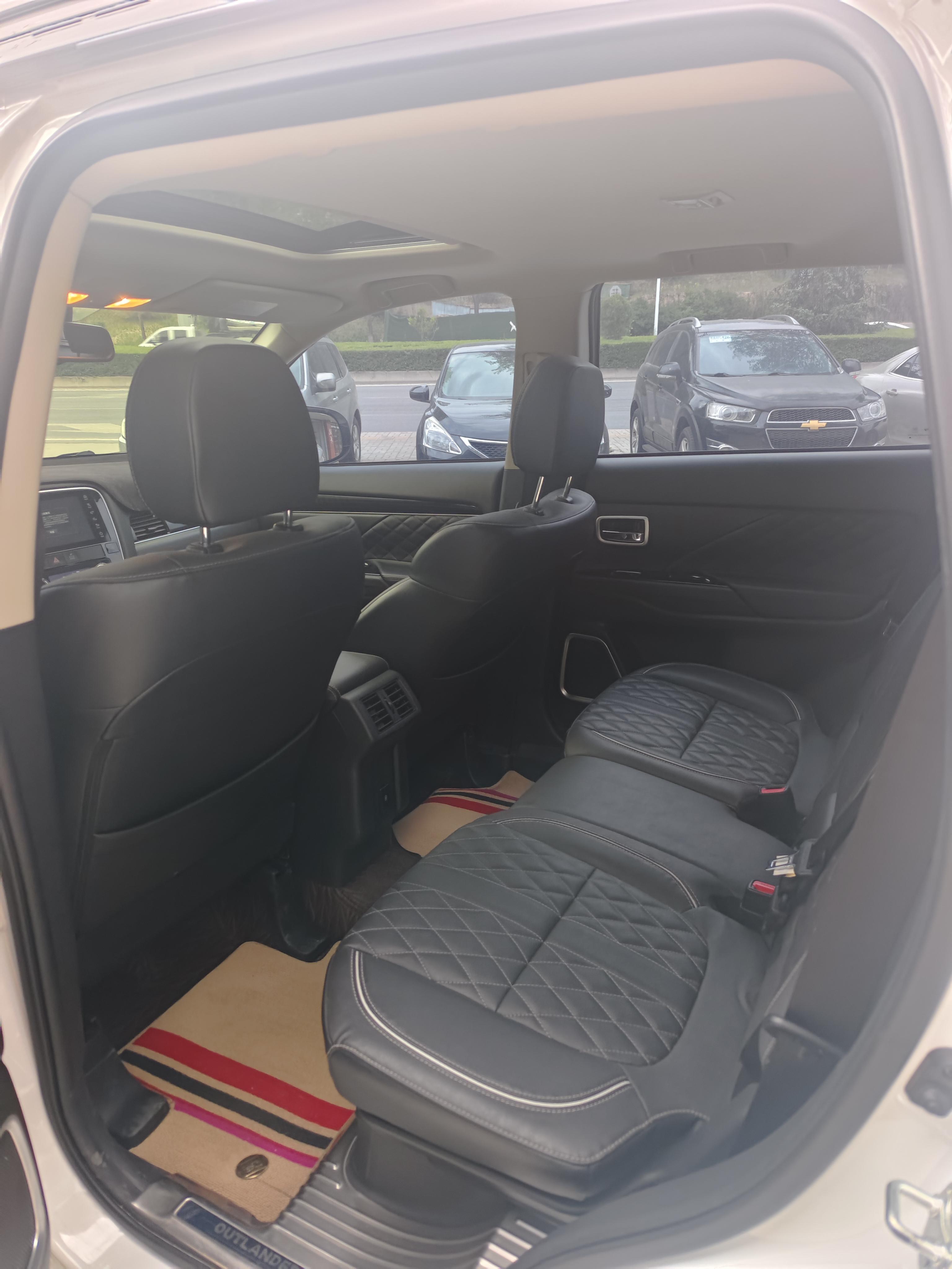Mitsubishi Outlander 2019 thumb 7