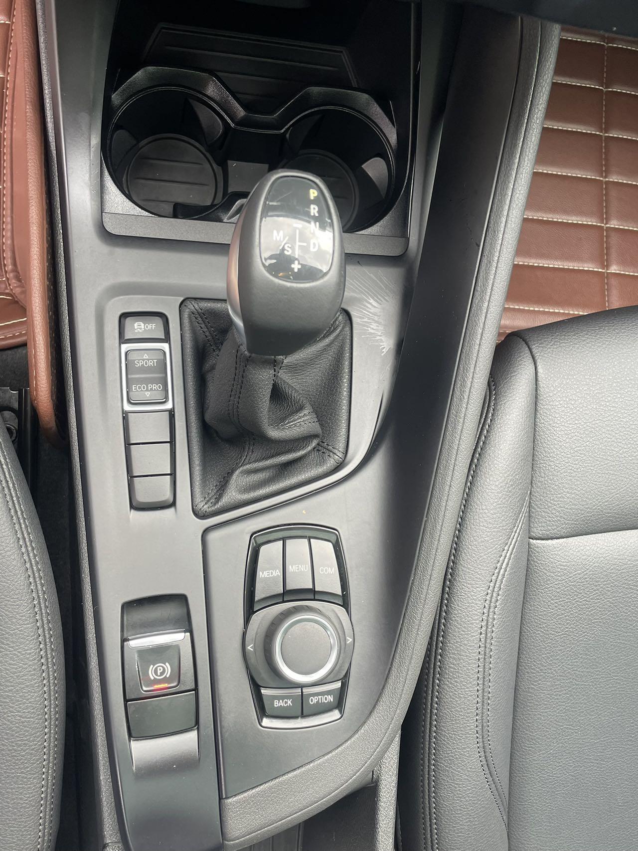 BMW X1 2019 thumb 10