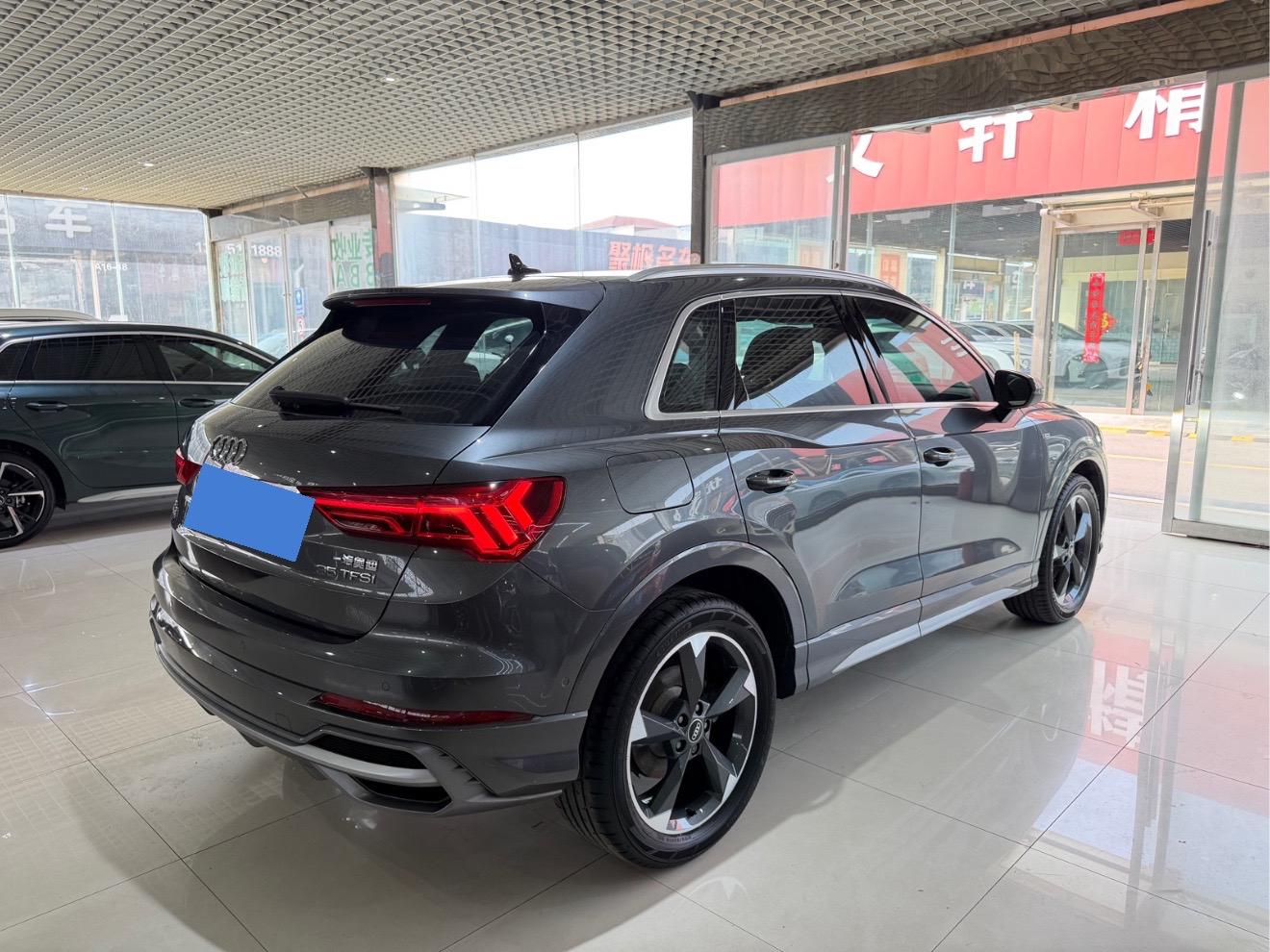 Audi Q3 2022 thumb 4