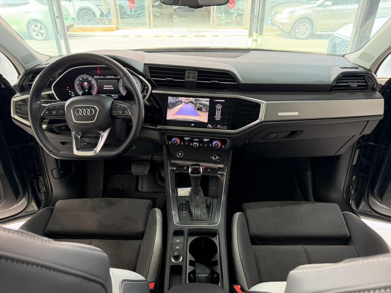 Audi Q3 2022 thumb 8