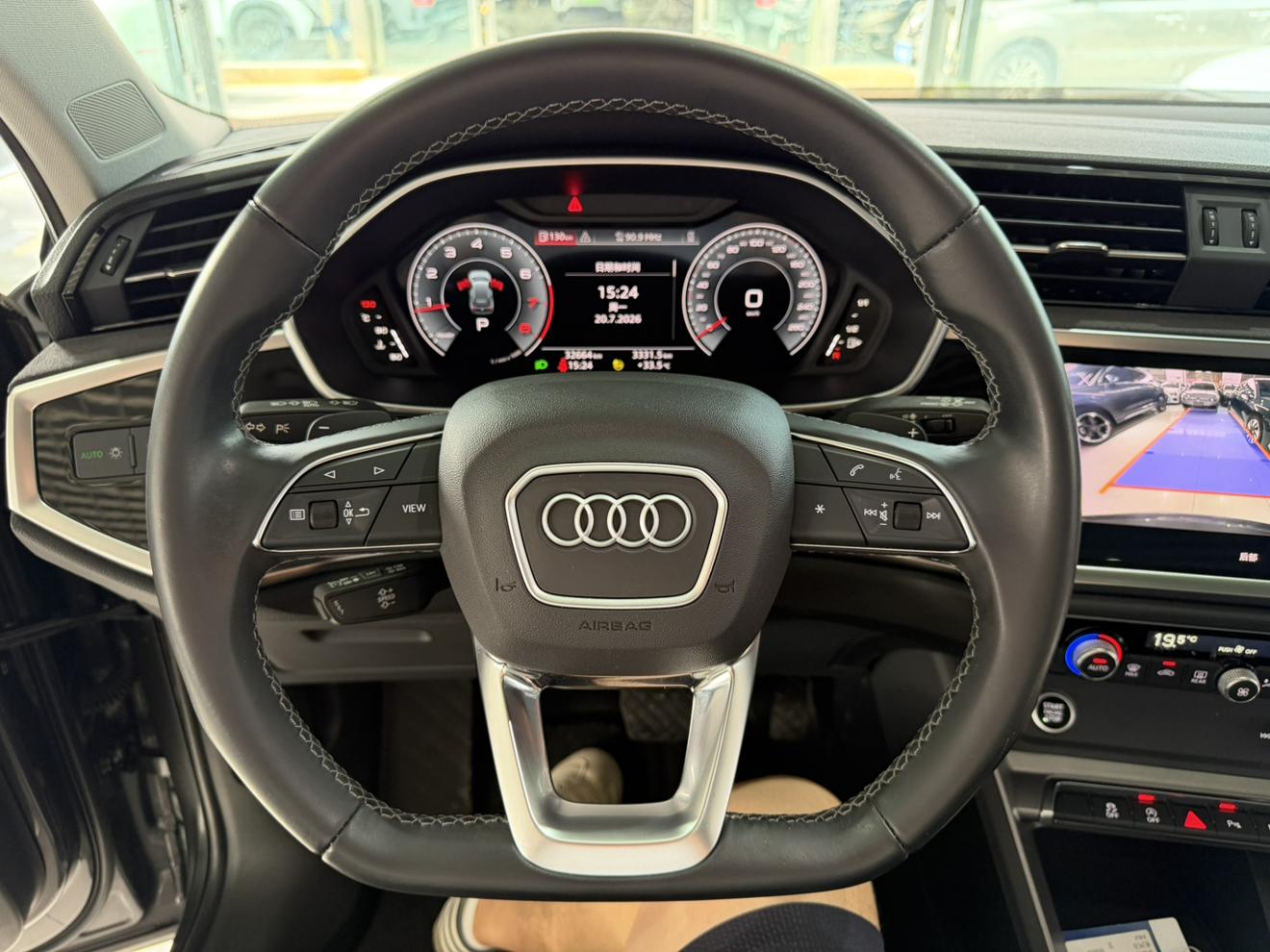 Audi Q3 2022 thumb 11