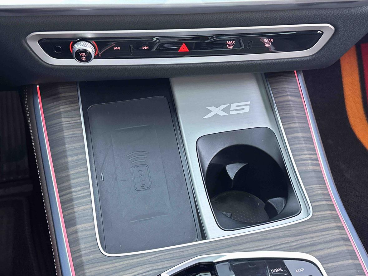 BMW X5 2023 thumb 9
