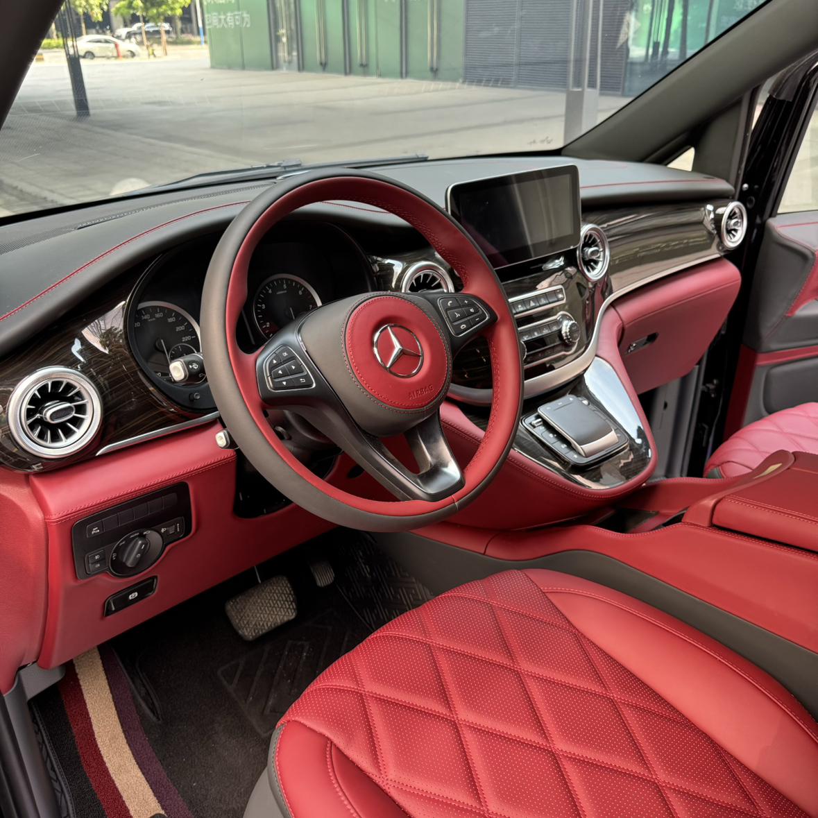 Mercedes-Benz Wei Ting 2020 thumb 6