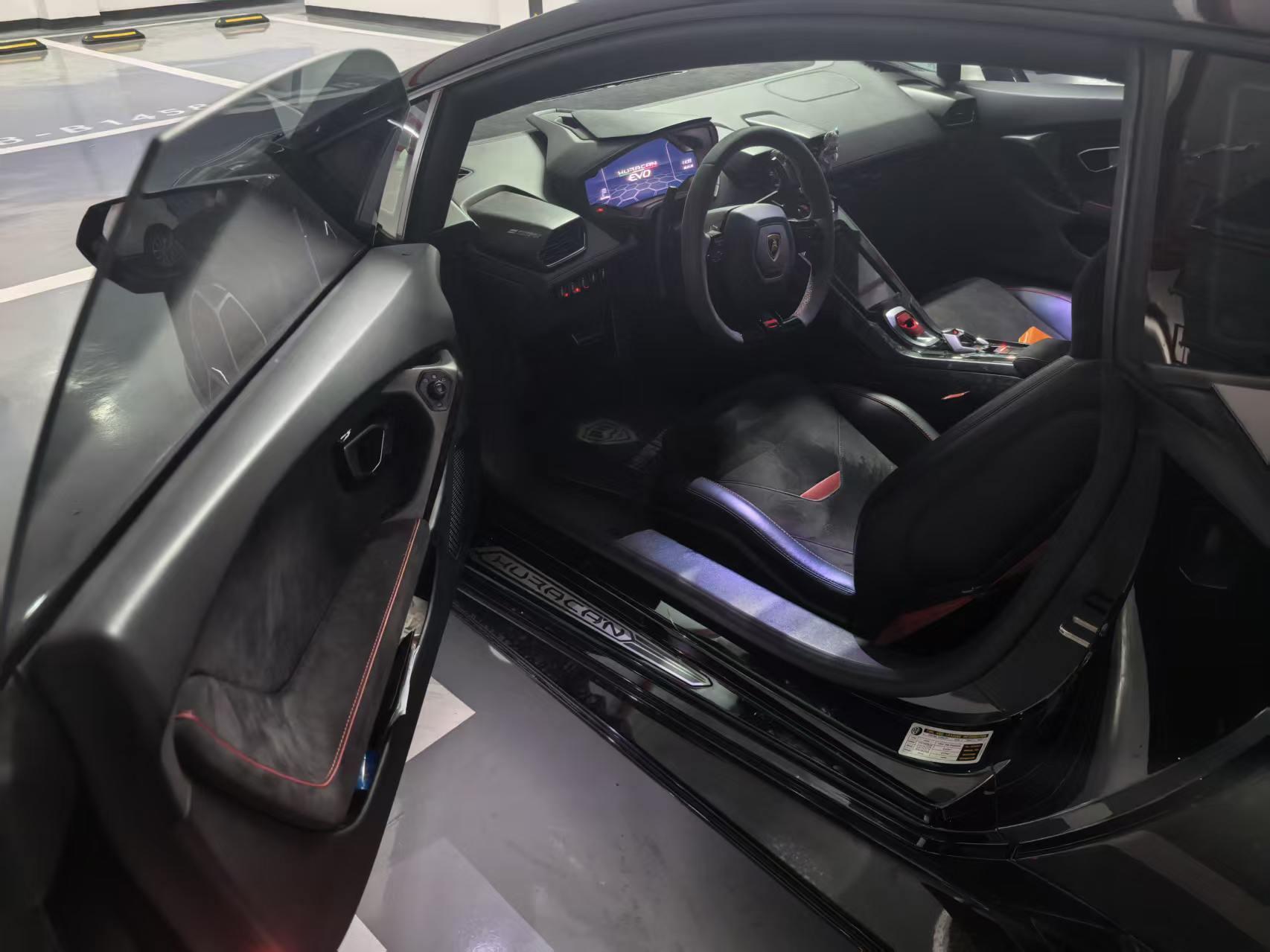 Lamborghini Huracán 2020 thumb 6
