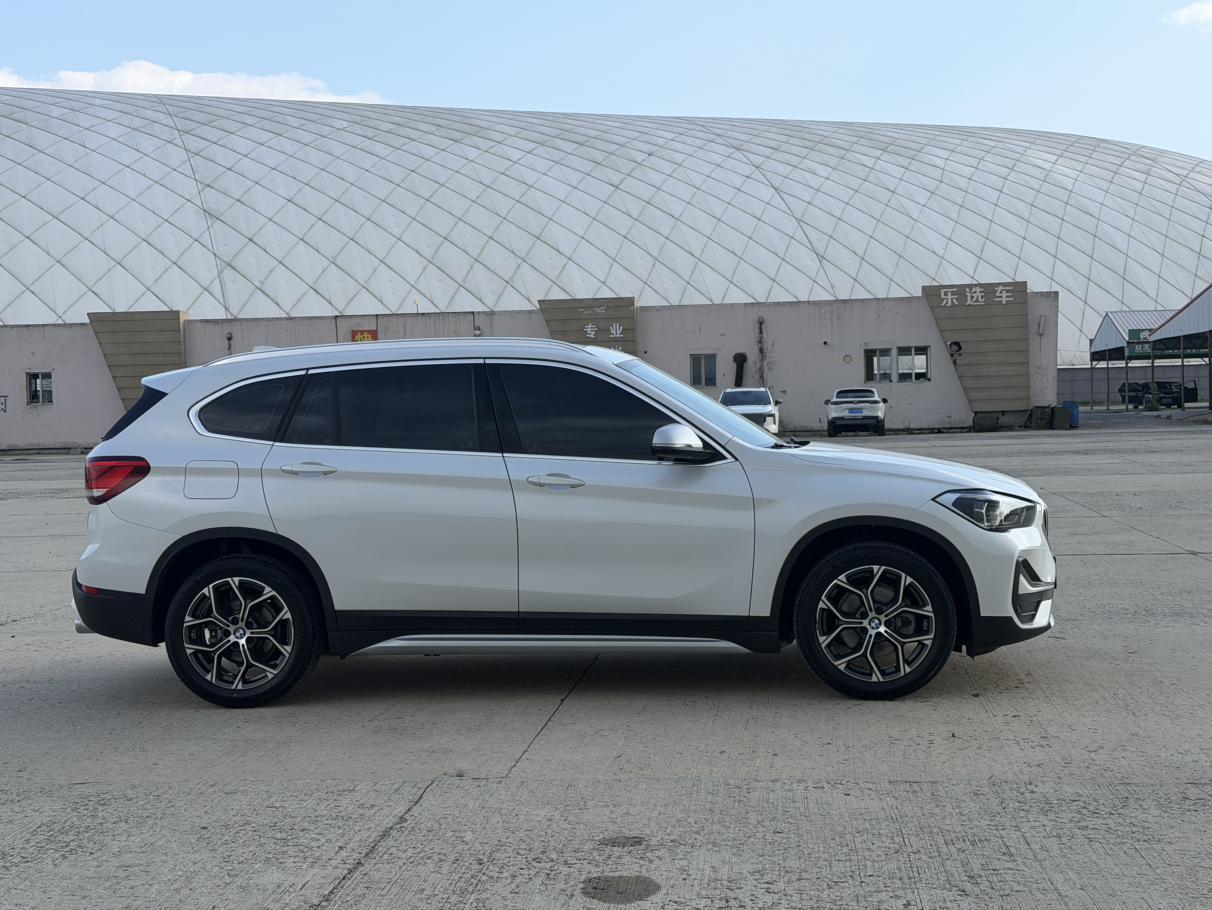 BMW X1 2022 thumb 5