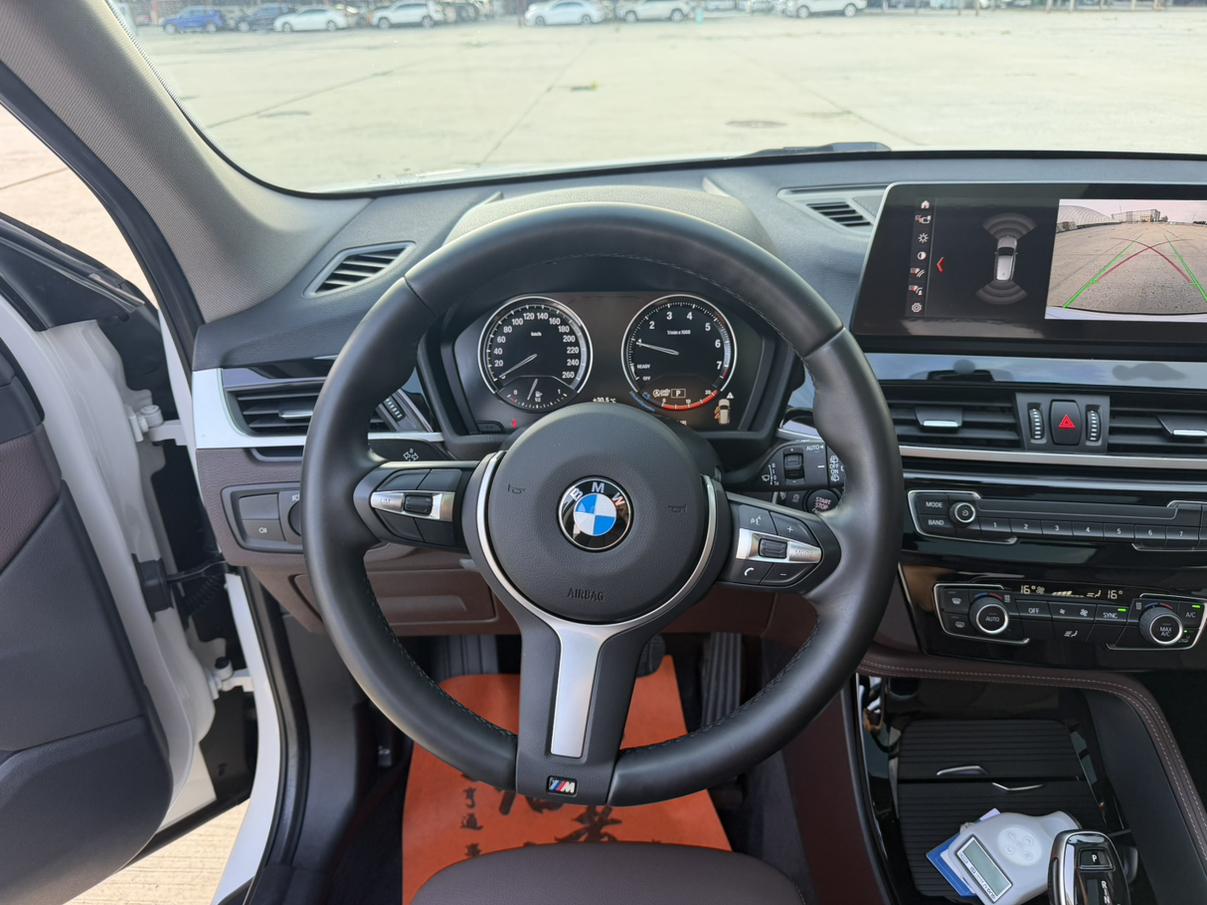 BMW X1 2022 thumb 12