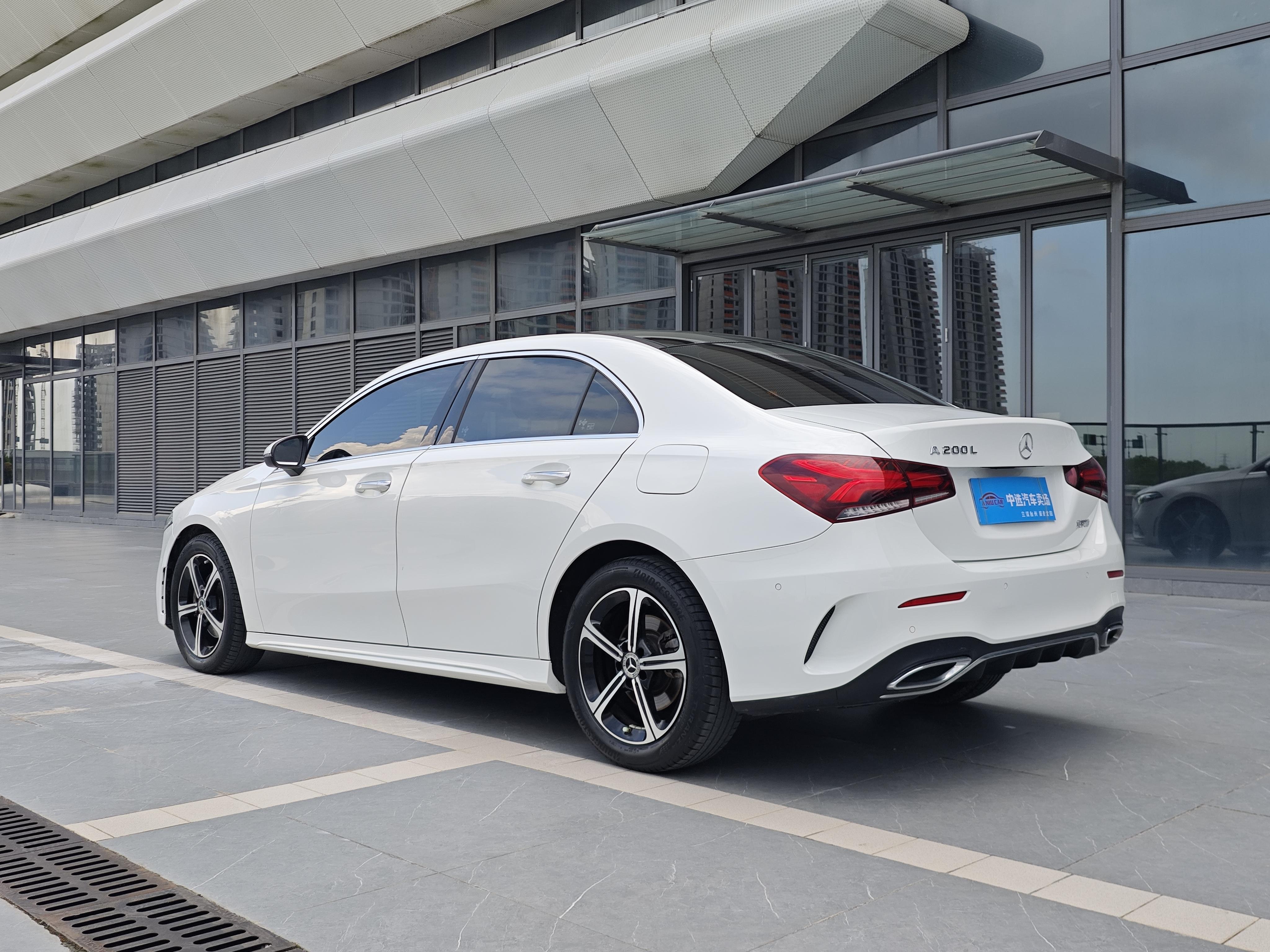 Mercedes-Benz A-Класс 2022 thumb 3