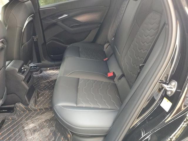 Audi Q6L e-tron 2026 thumb 7