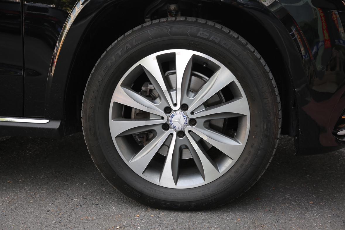 Mercedes-Benz GLS 2016 thumb 4