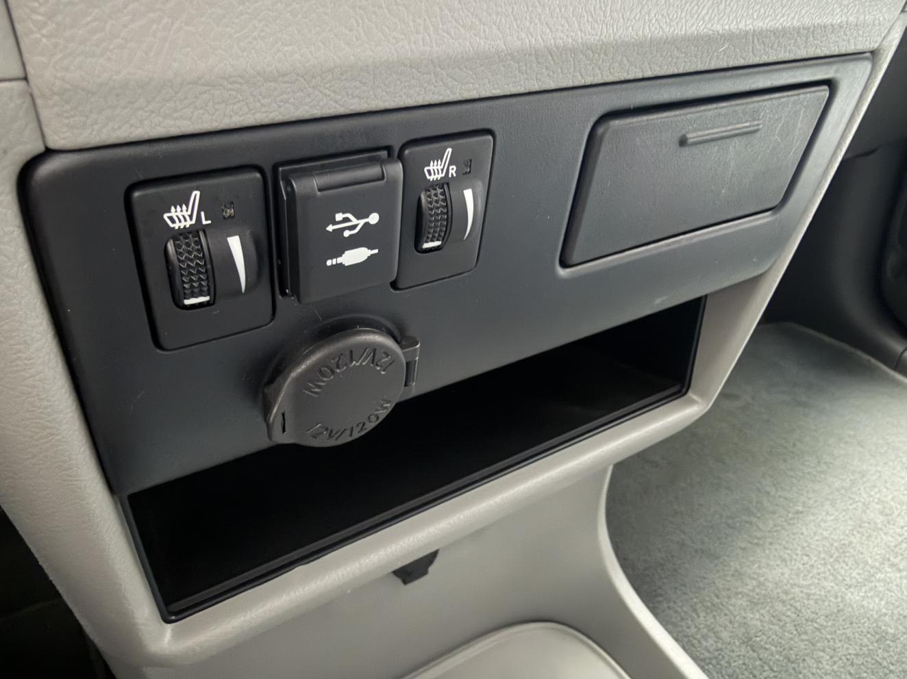 Toyota Sienna 2020 thumb 8