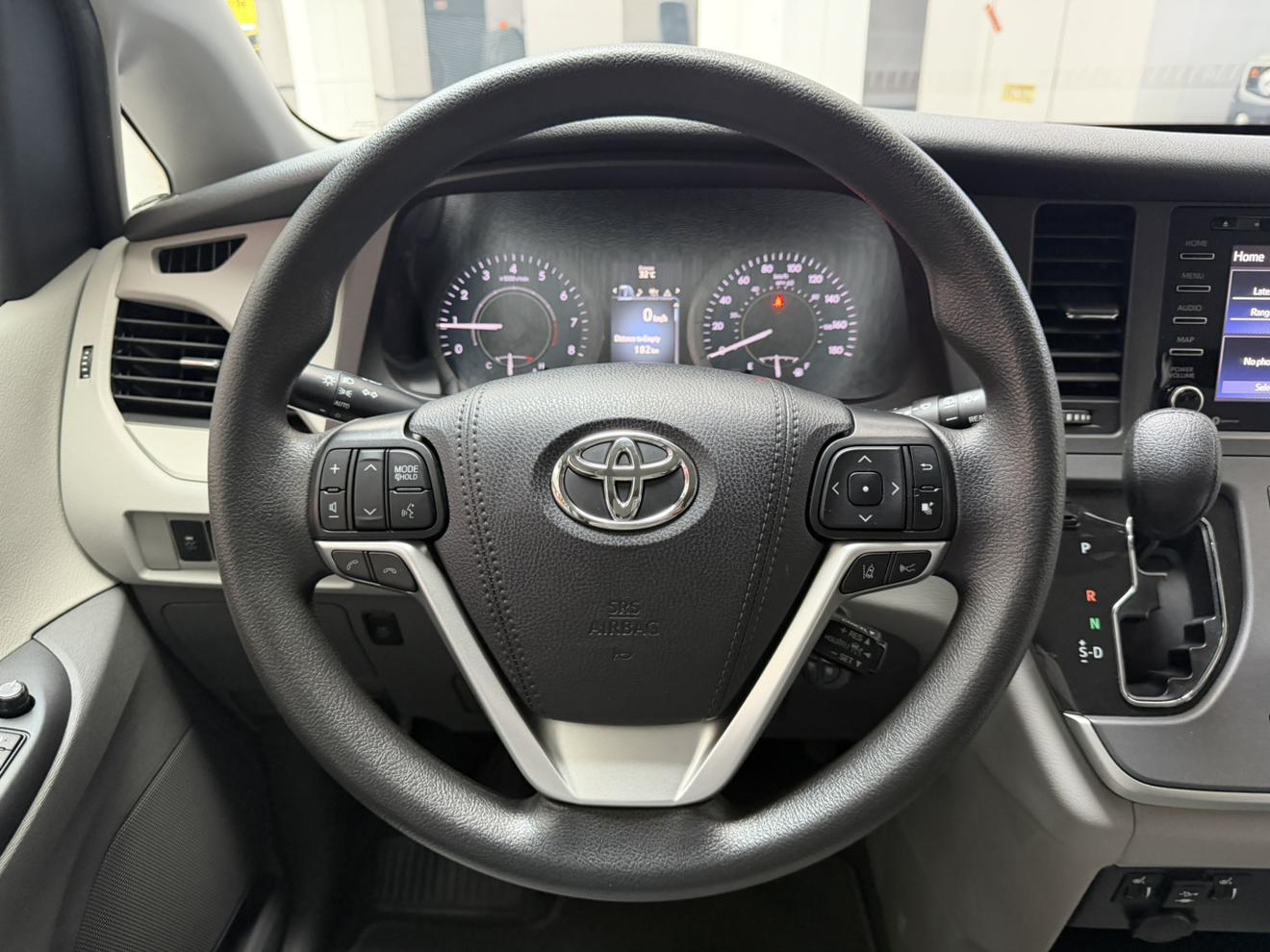 Toyota Sienna 2020 thumb 11