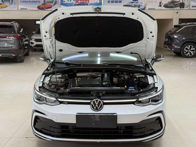 Volkswagen Golf Sportsvan 2023 thumb 6