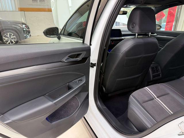 Volkswagen Golf Sportsvan 2023 thumb 7