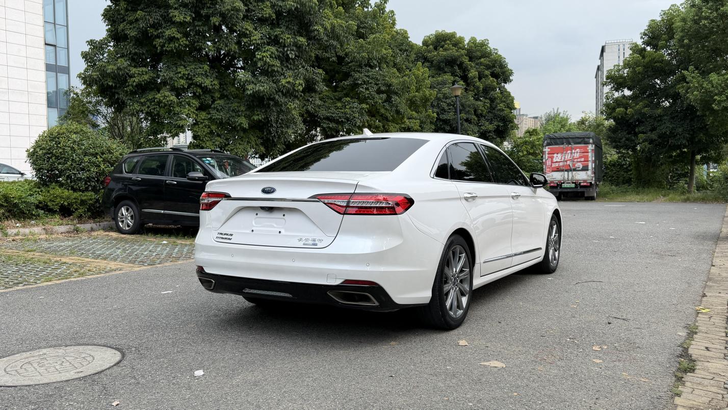 Ford Taurus 2019 thumb 4