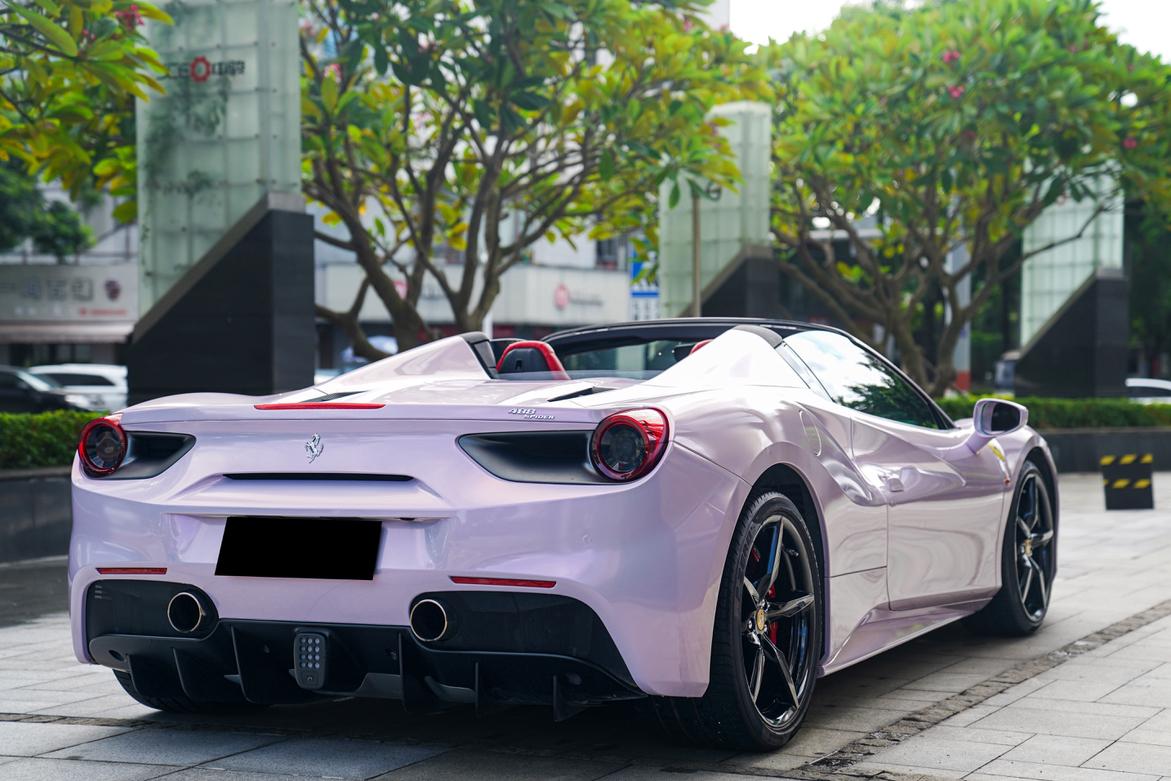 Ferrari 488 2015 thumb 3