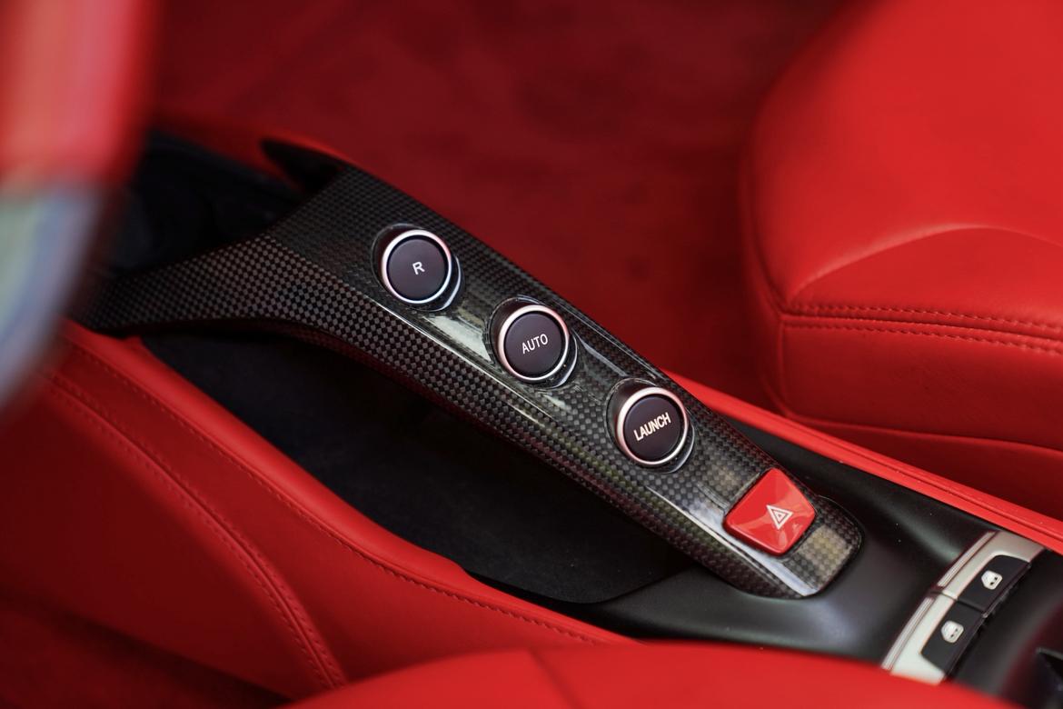 Ferrari 488 2015 thumb 11