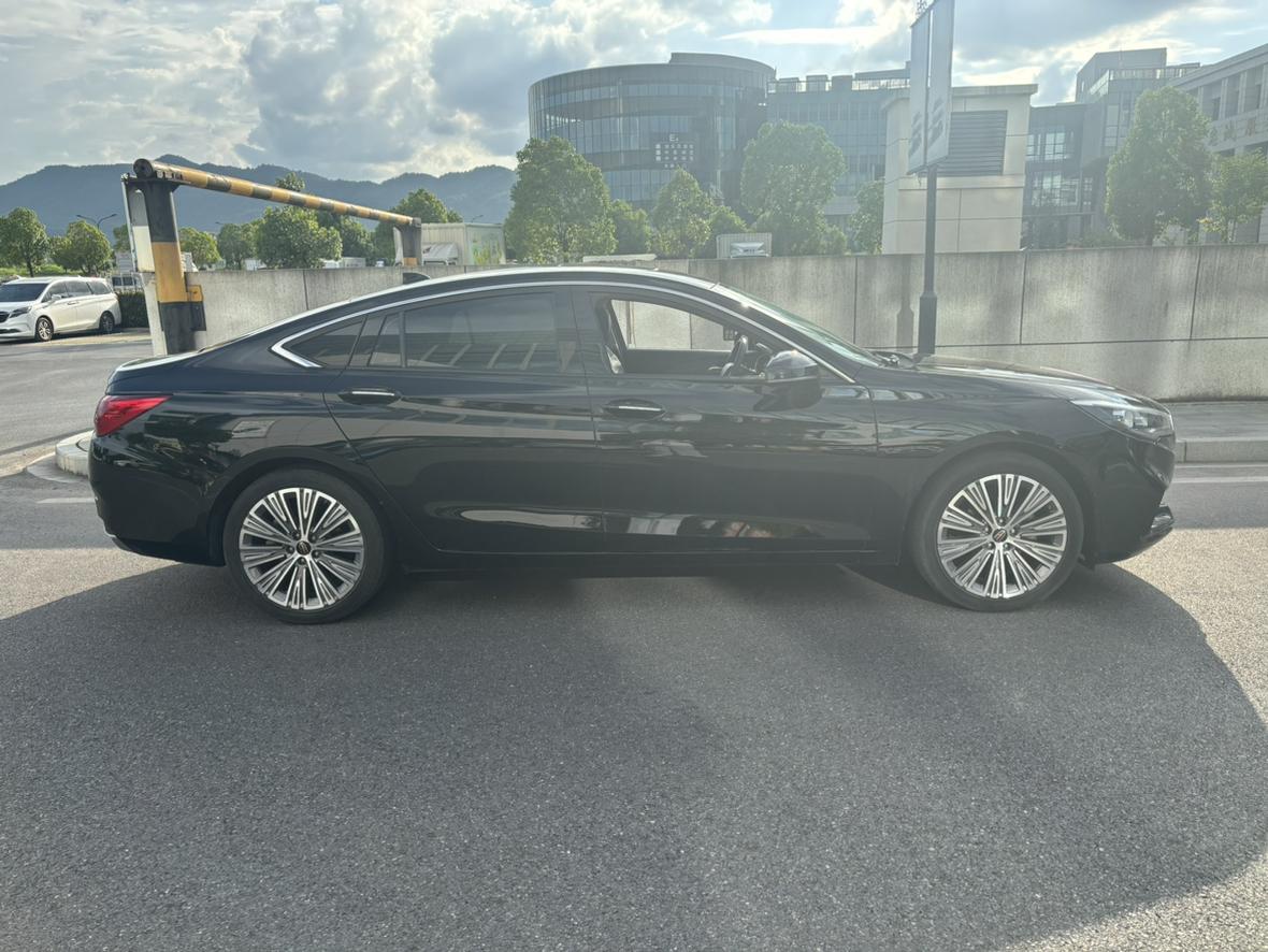 Hongqi H5 2022 thumb 5