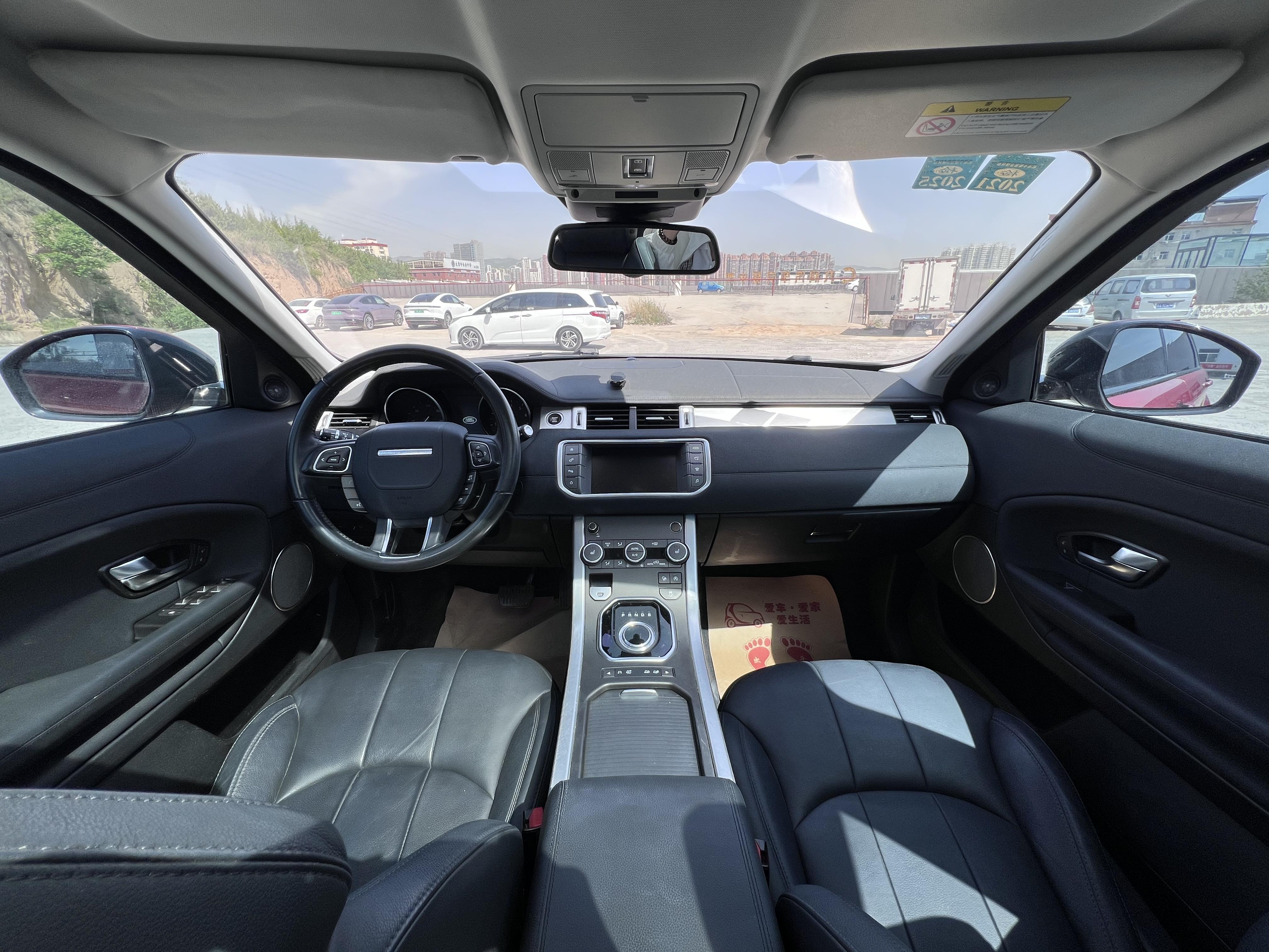 Land Rover Evoque 2018 thumb 4