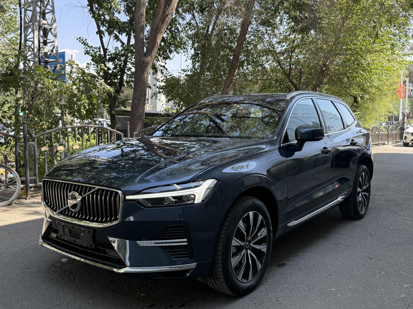 Volvo XC60 2025 thumb 8
