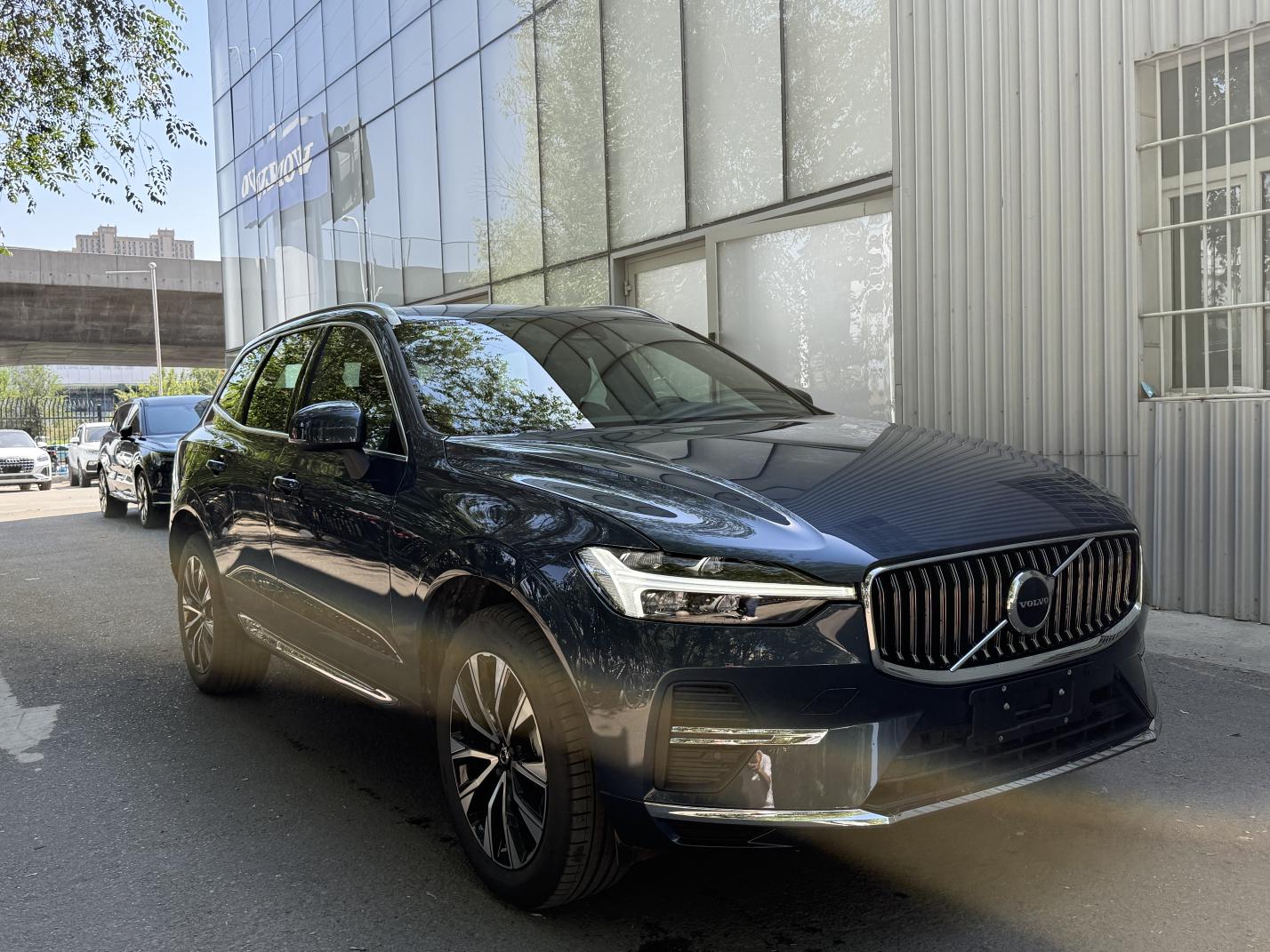 Volvo XC60 2025 thumb 10