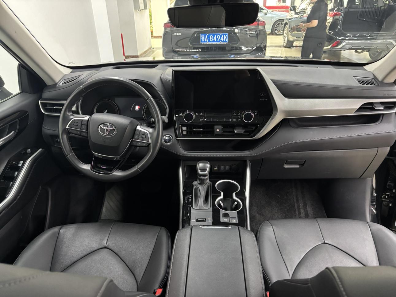 Toyota Highlander 2023 thumb 12