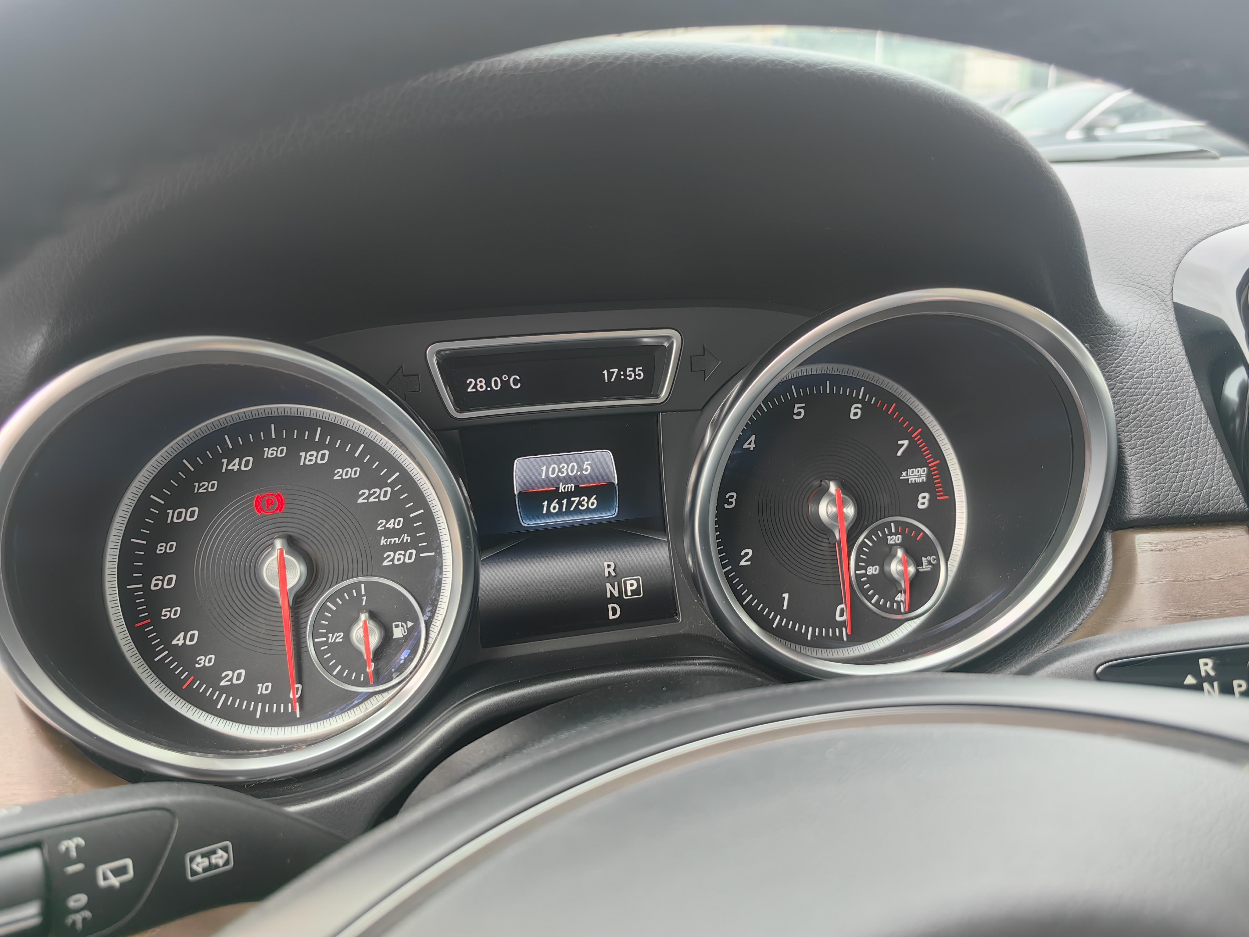 Mercedes-Benz GLE 2017 thumb 11