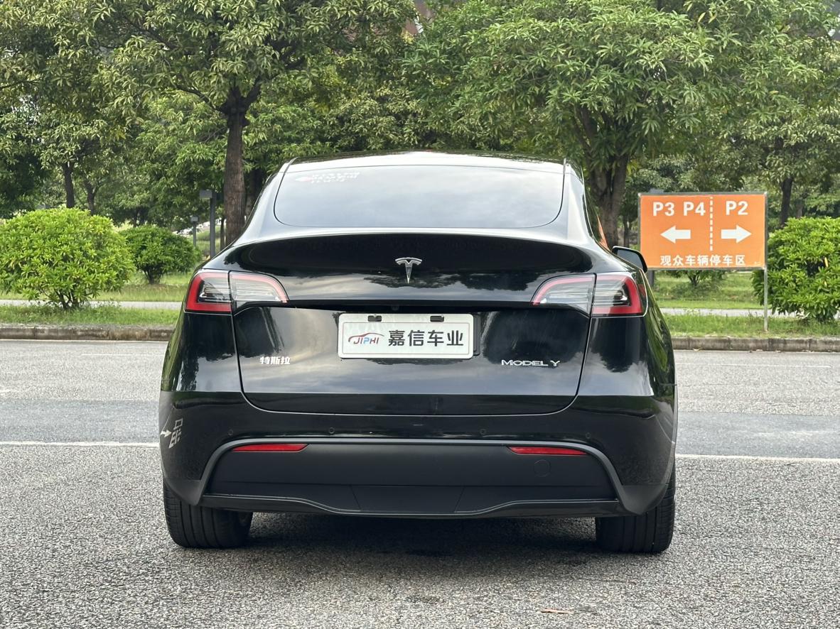 Tesla Model Y 2022 thumb 4