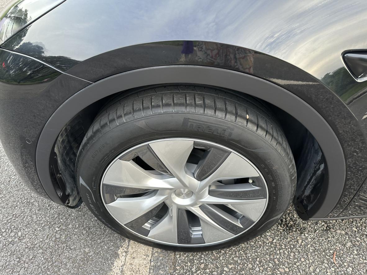Tesla Model Y 2022 thumb 7