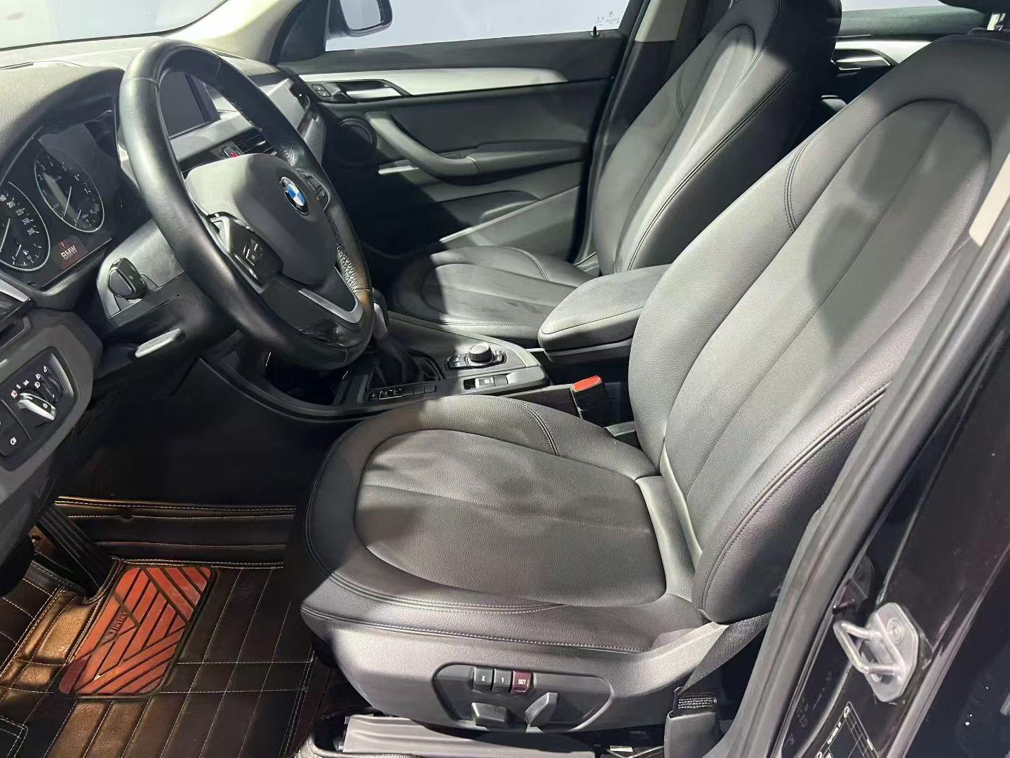 BMW X1 2016 thumb 6