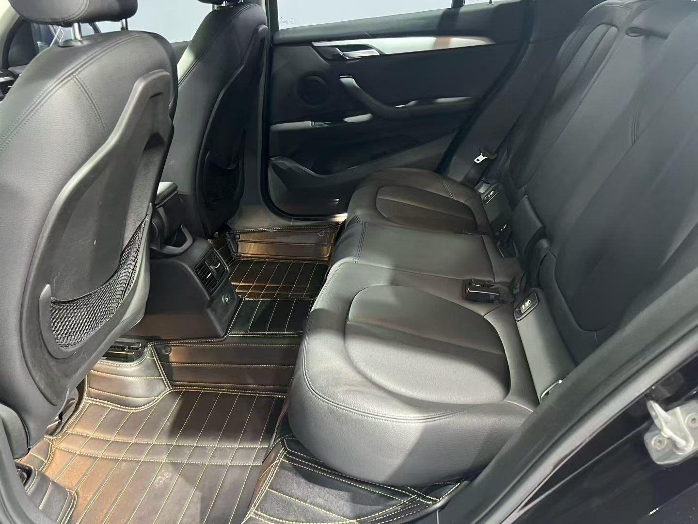 BMW X1 2016 thumb 7