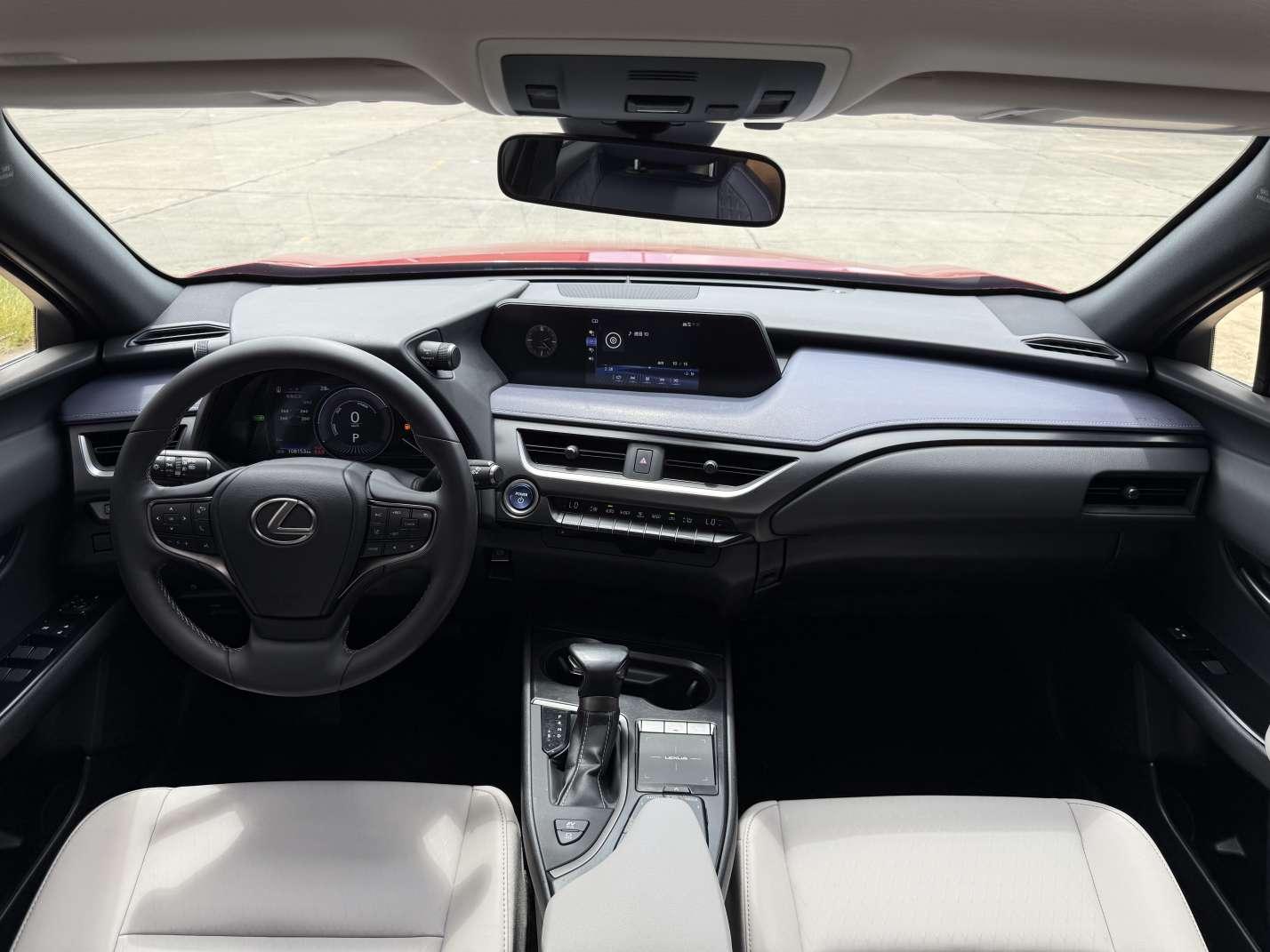Lexus UX 2020 thumb 7