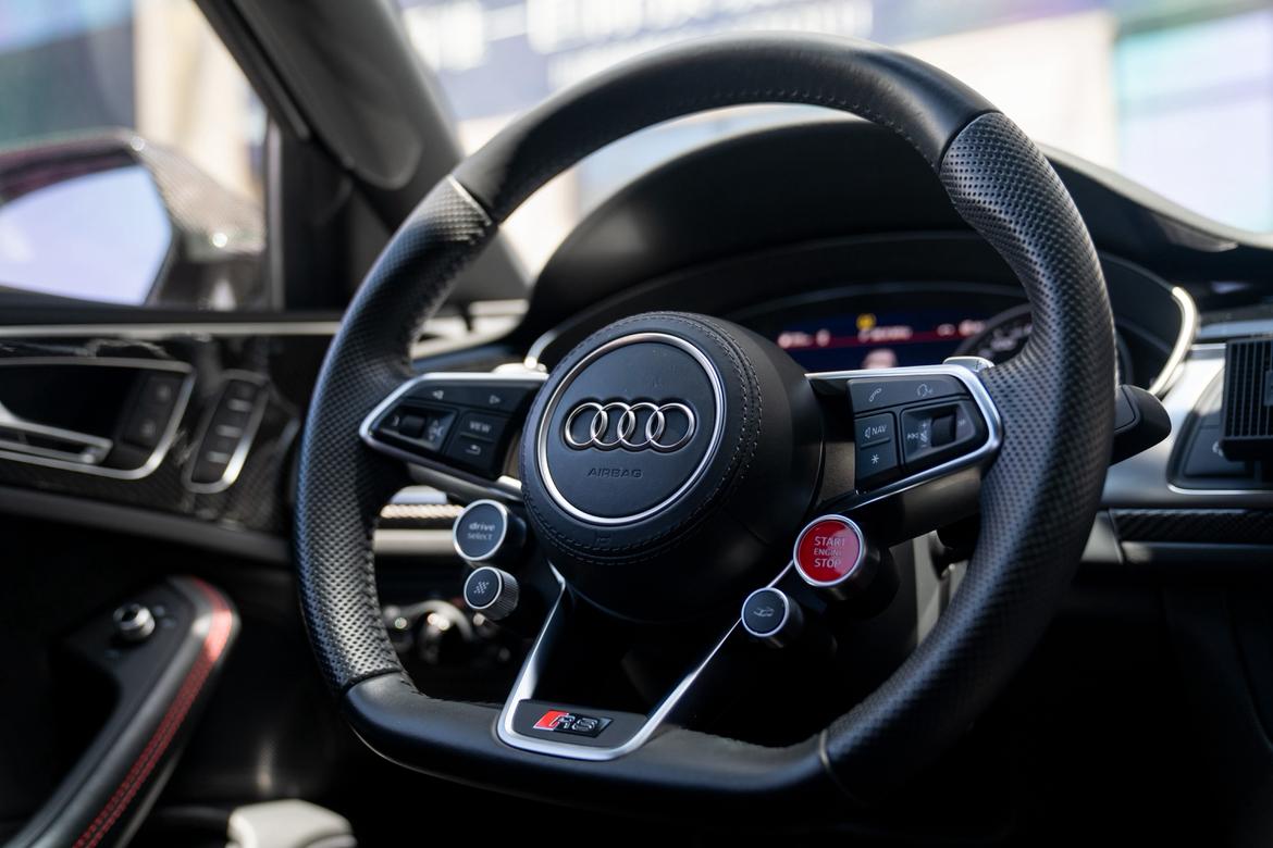 Audi RS 6 2016 thumb 9