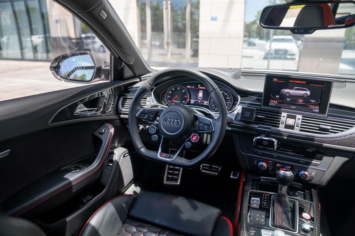 Audi RS 6 2016 thumb 10