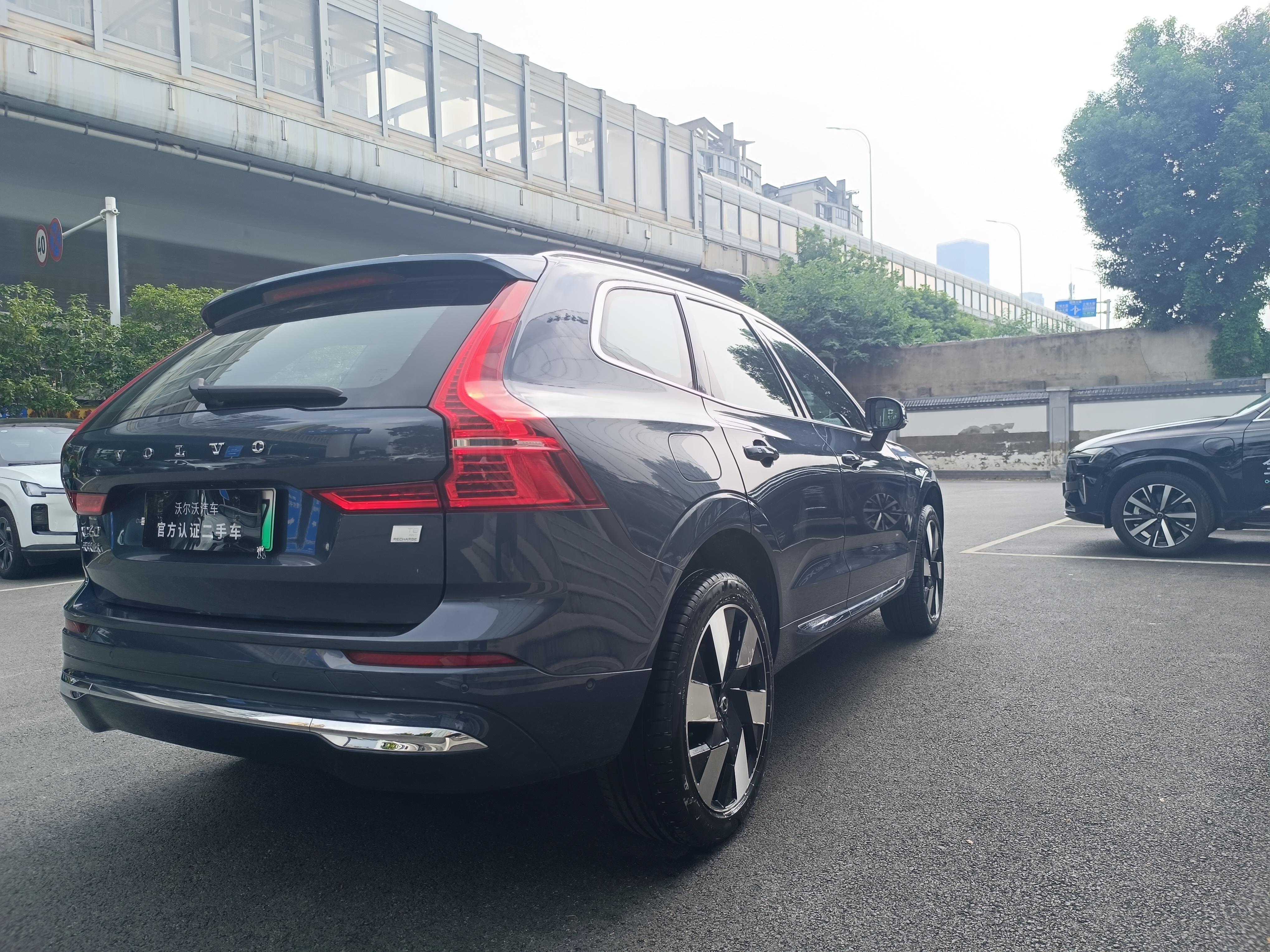 Volvo XC60 2024 thumb 5