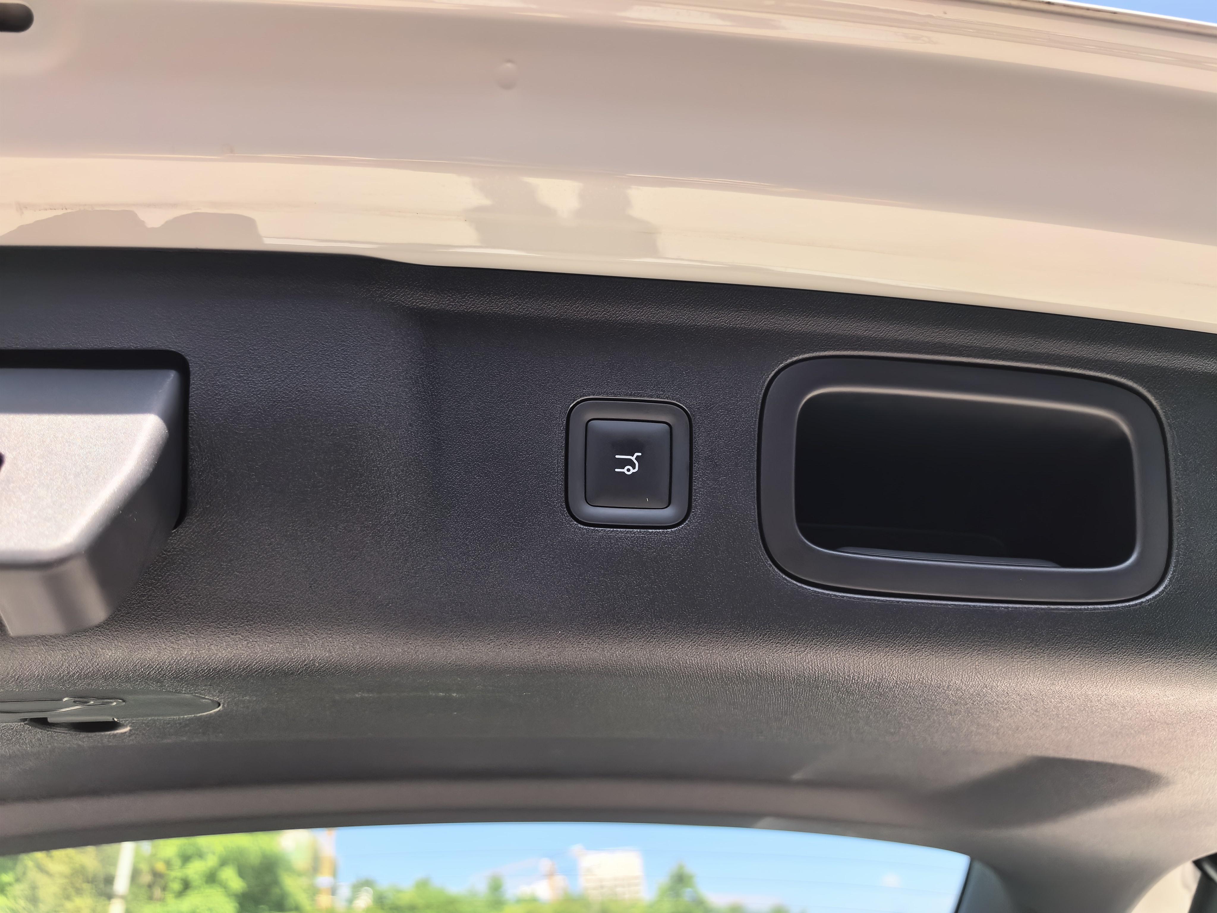 Leapmotor B10 2025 thumb 12