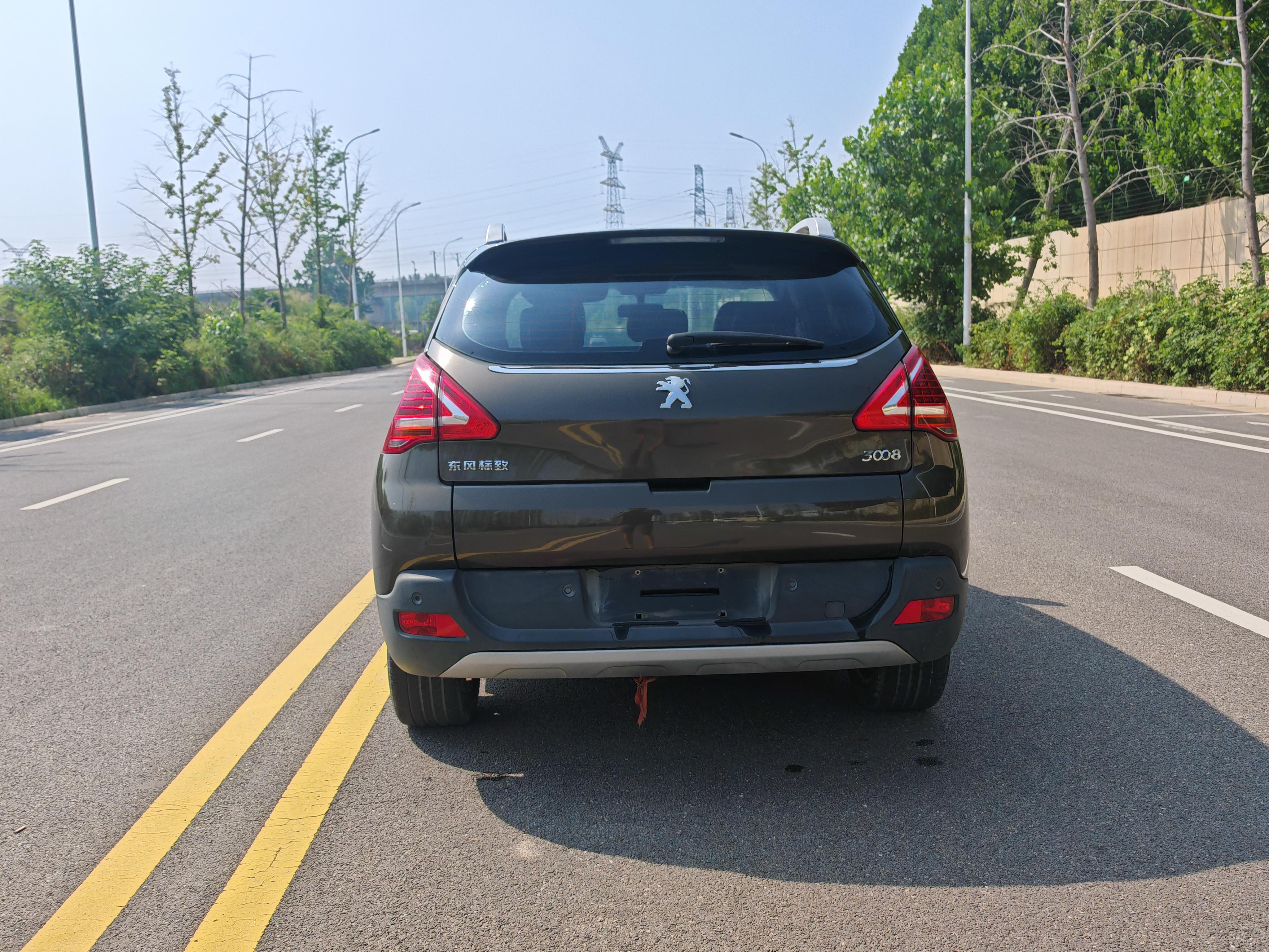 Peugeot 3008 2015 thumb 4