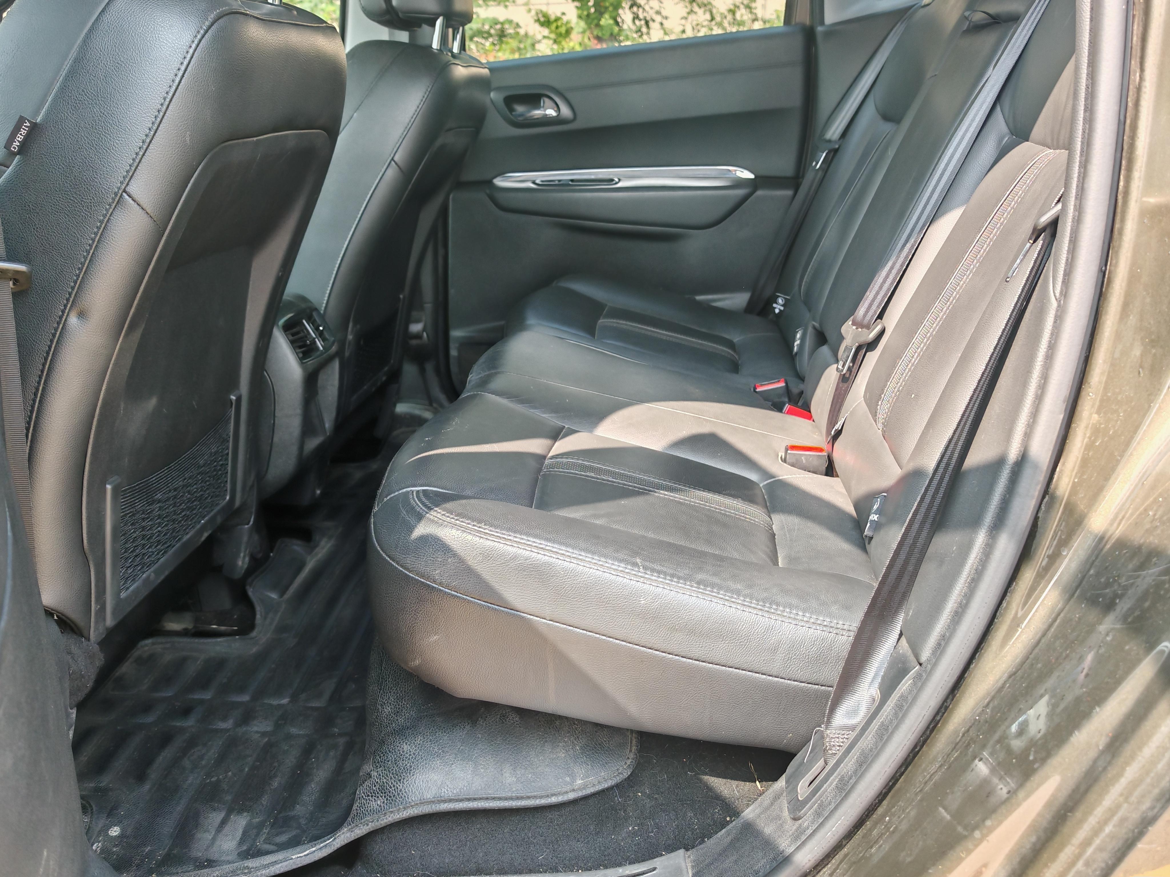 Peugeot 3008 2015 thumb 9