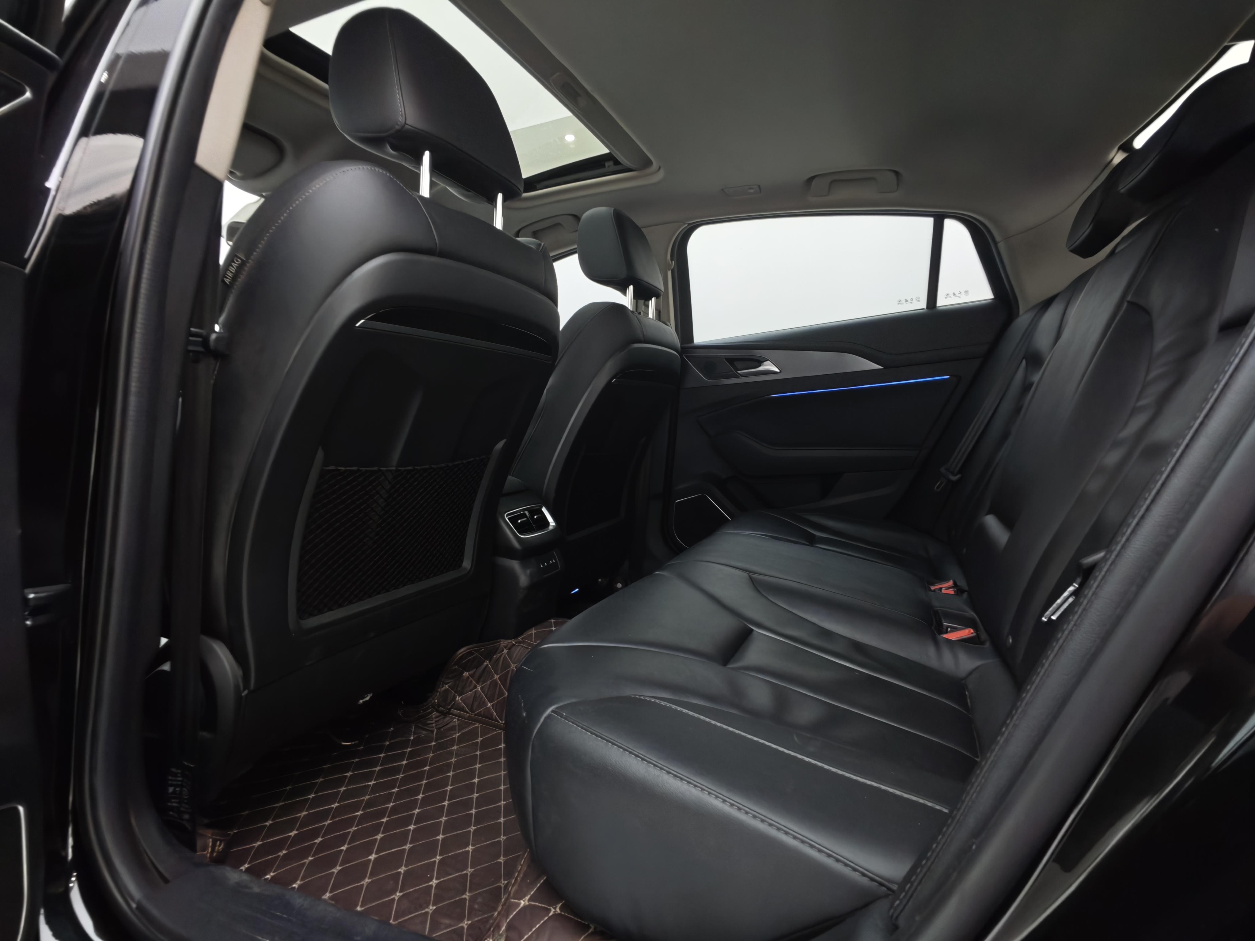 Hongqi H5 2020 thumb 8