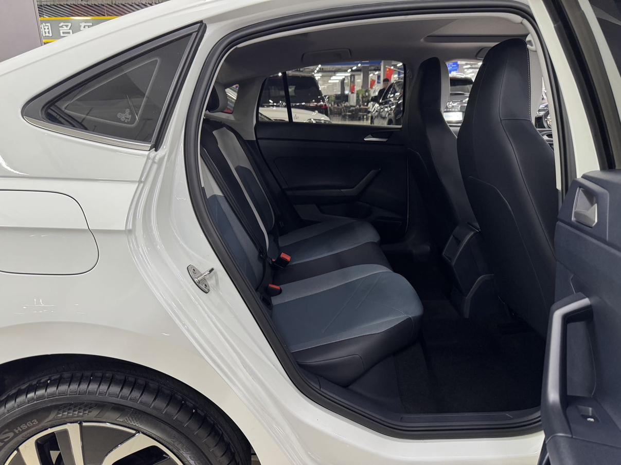 Volkswagen Lavida XR 2023 thumb 11