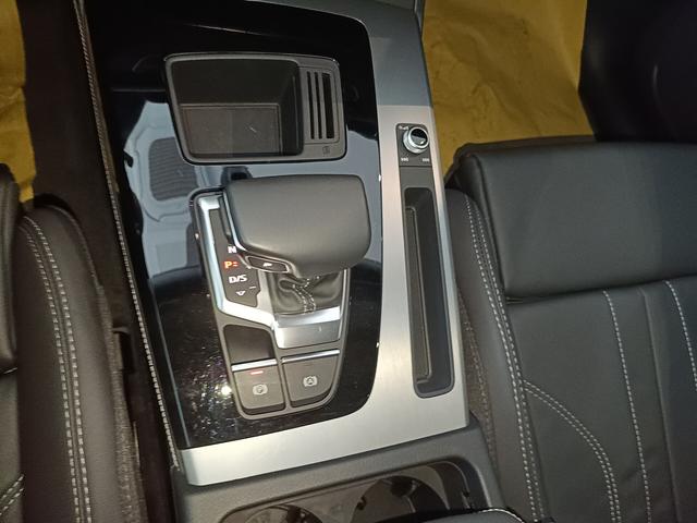 Audi Q5 2022 thumb 8