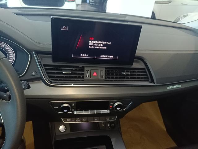 Audi Q5 2022 thumb 12