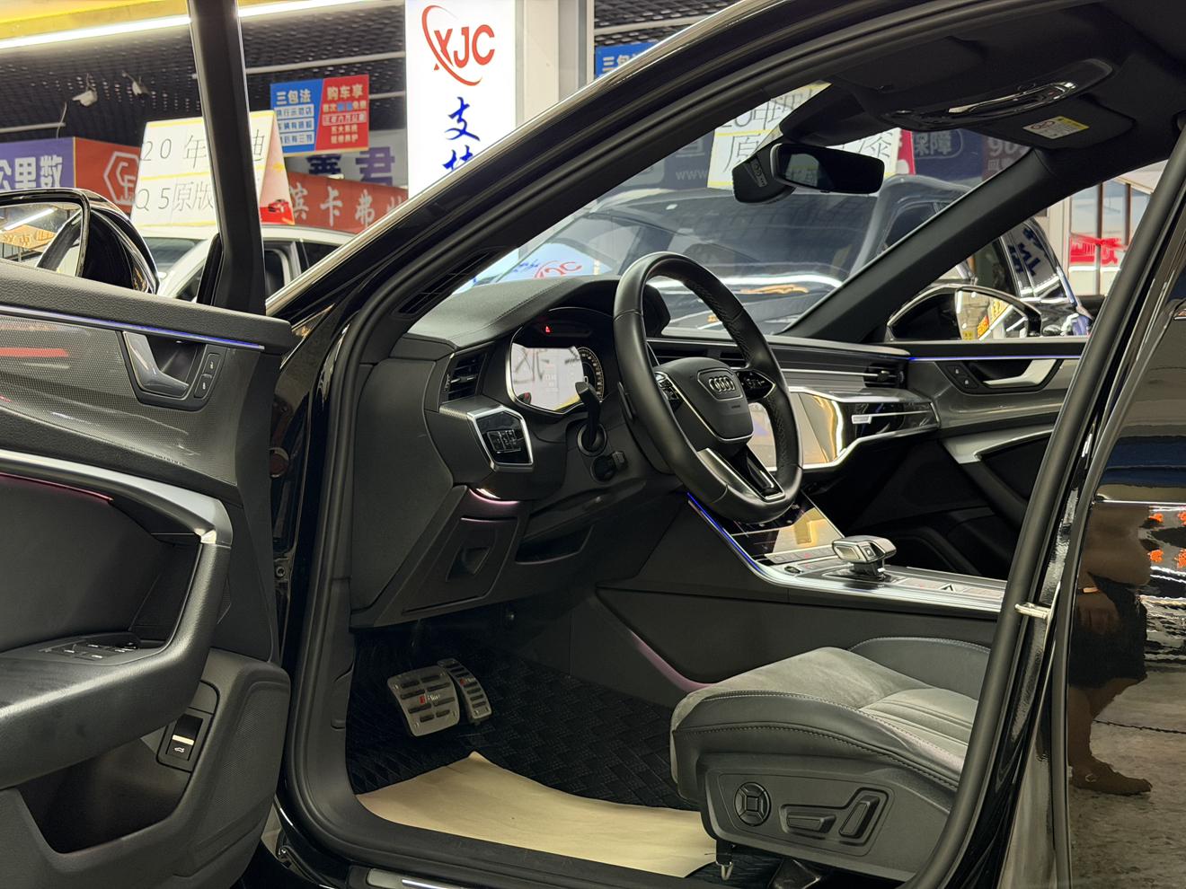 Audi A6 2021 thumb 6
