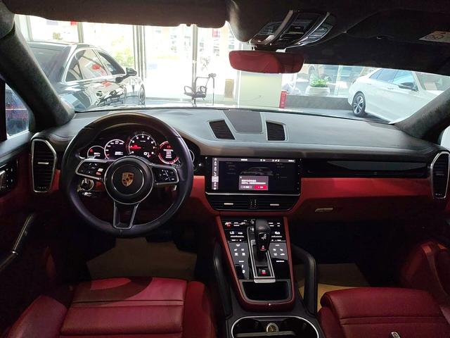 Porsche Cayenne 2019 thumb 10