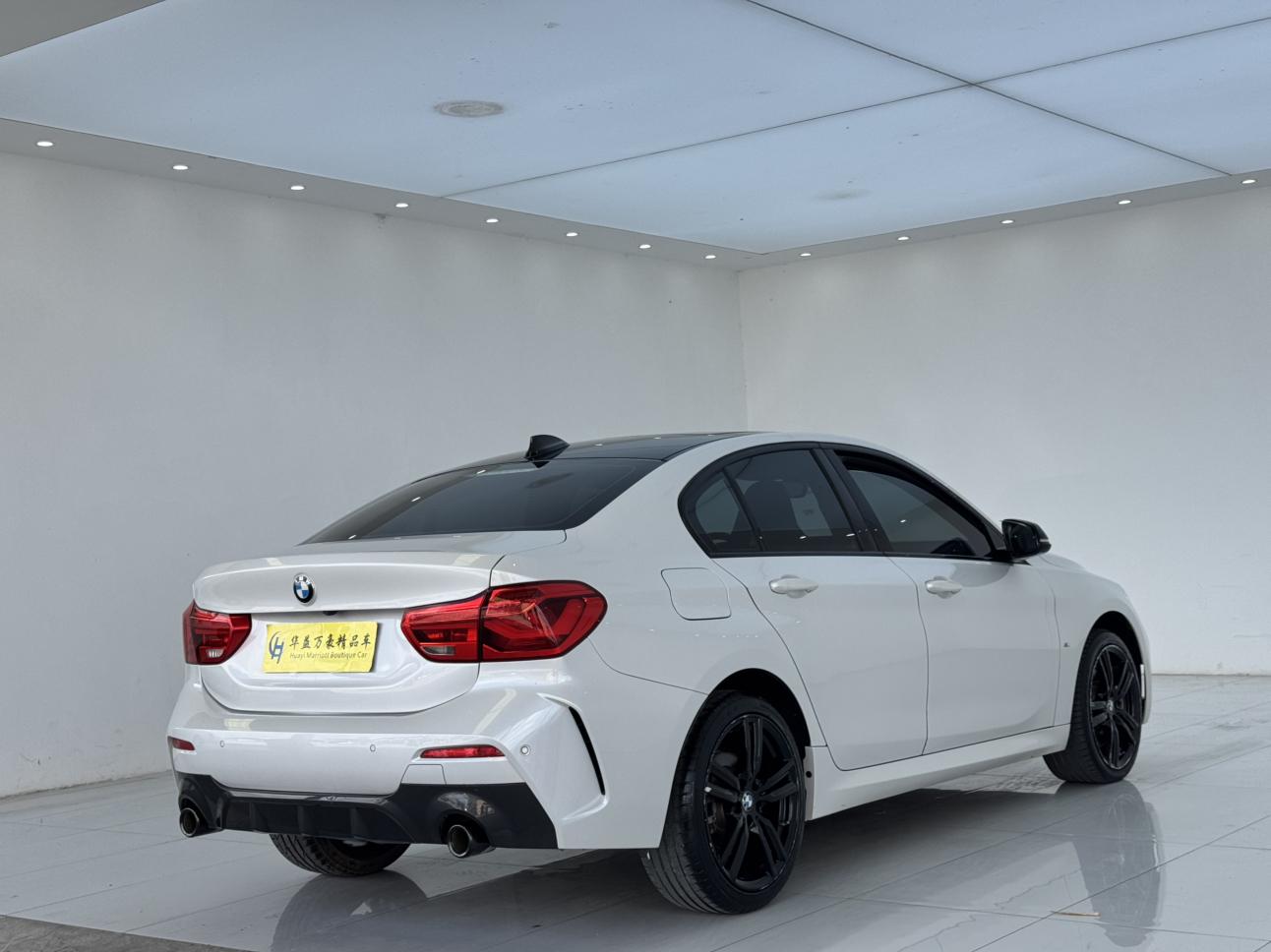 BMW 1 серии 2021 thumb 4