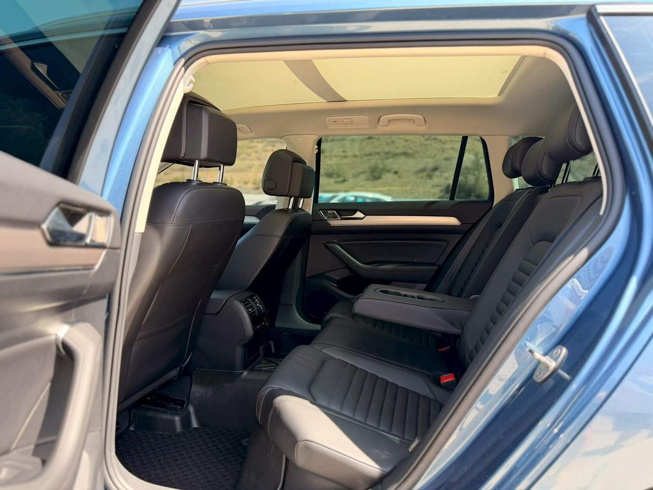 Volkswagen PHEV 2019 thumb 7
