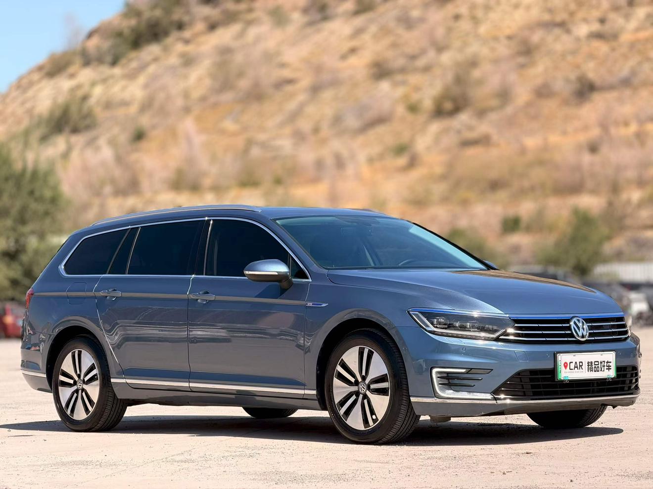 Volkswagen PHEV 2019 thumb 10