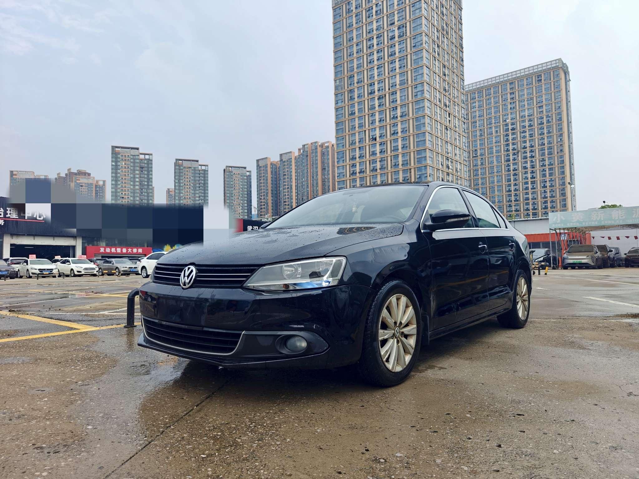Volkswagen Sagitar 2014 thumb 8